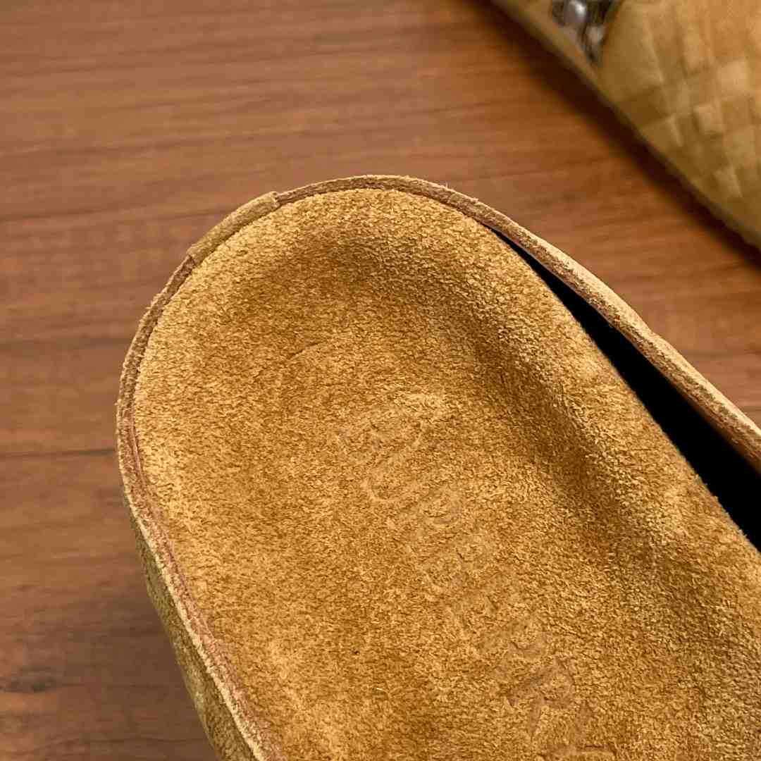 Burberry Suede Urchin Clogs - DesignerGu