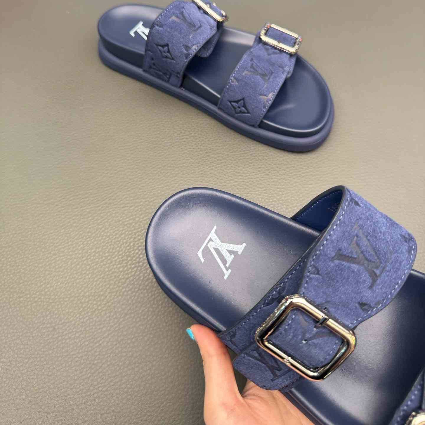 Louis Vuitton LV Venice Mule   - DesignerGu