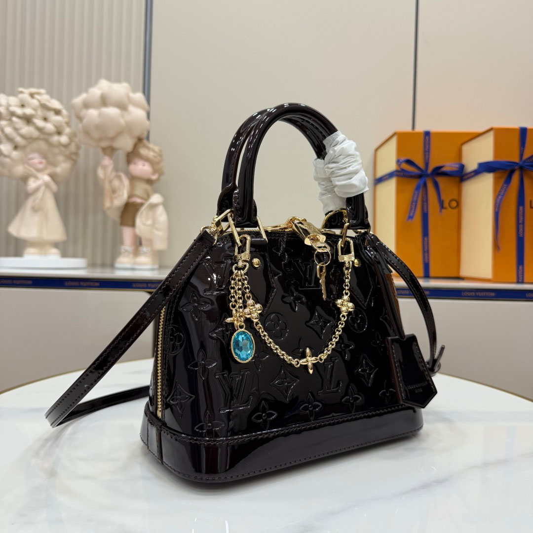 Louis Vuitton Alma BB M27172  - DesignerGu