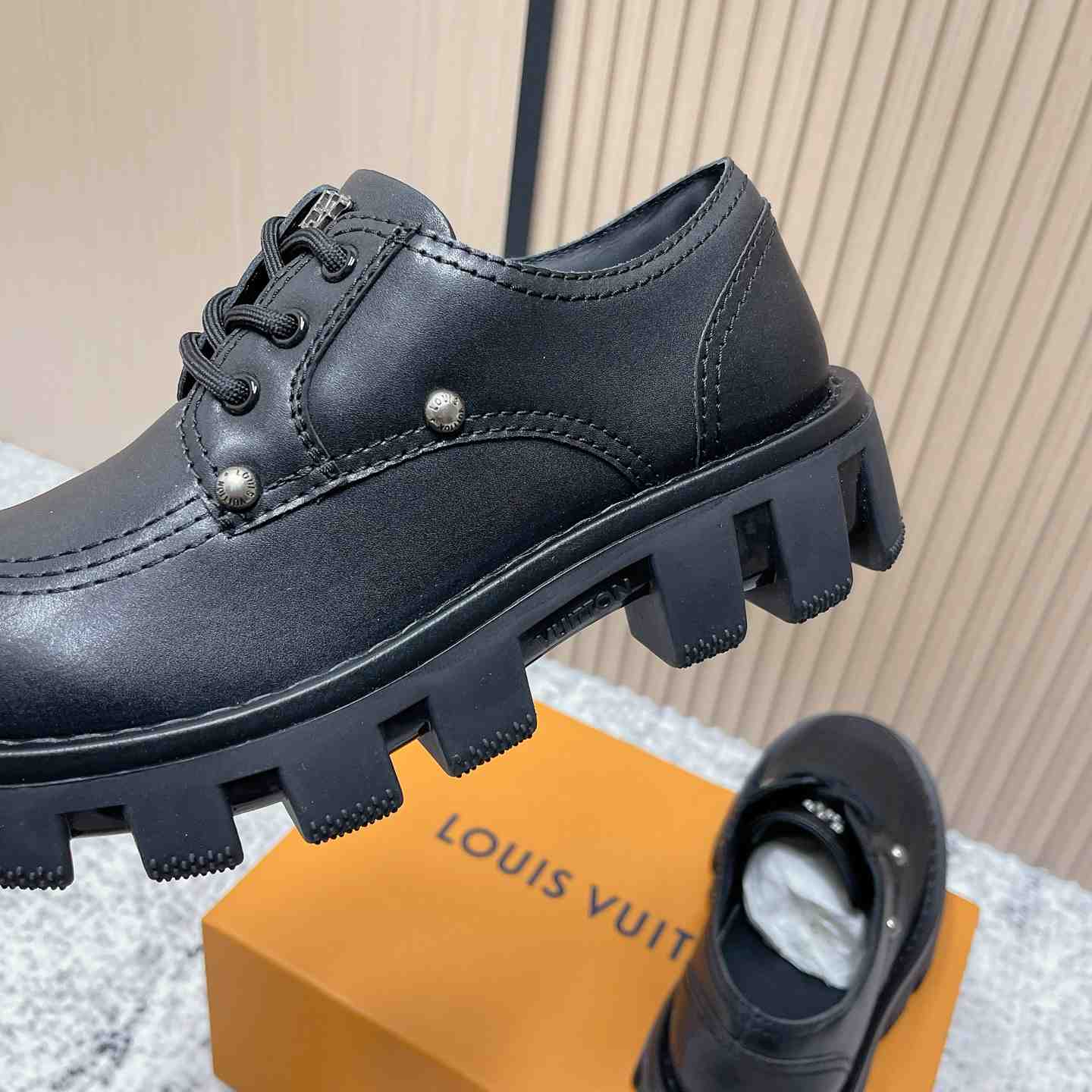 Louis Vuitton LV Checker Derby 1ACN3W - DesignerGu