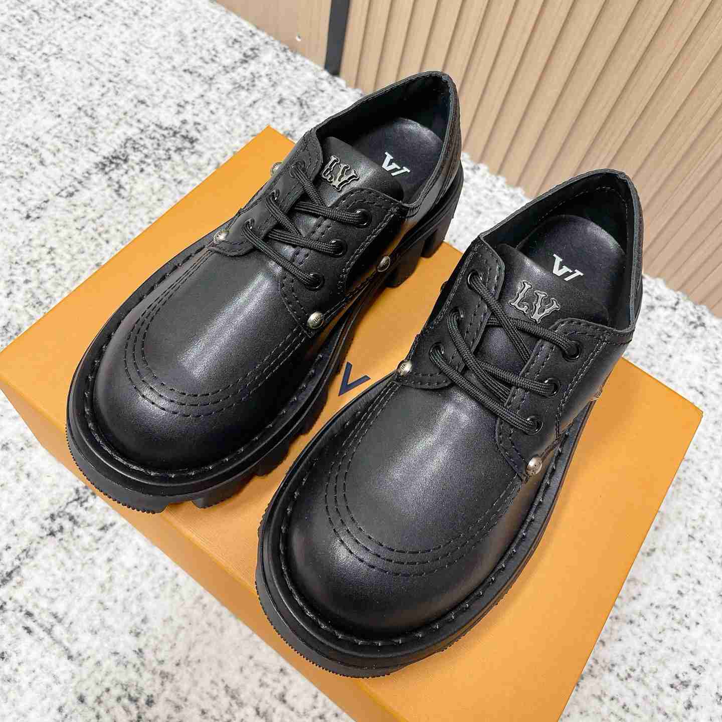 Louis Vuitton LV Checker Derby 1ACN3W - DesignerGu