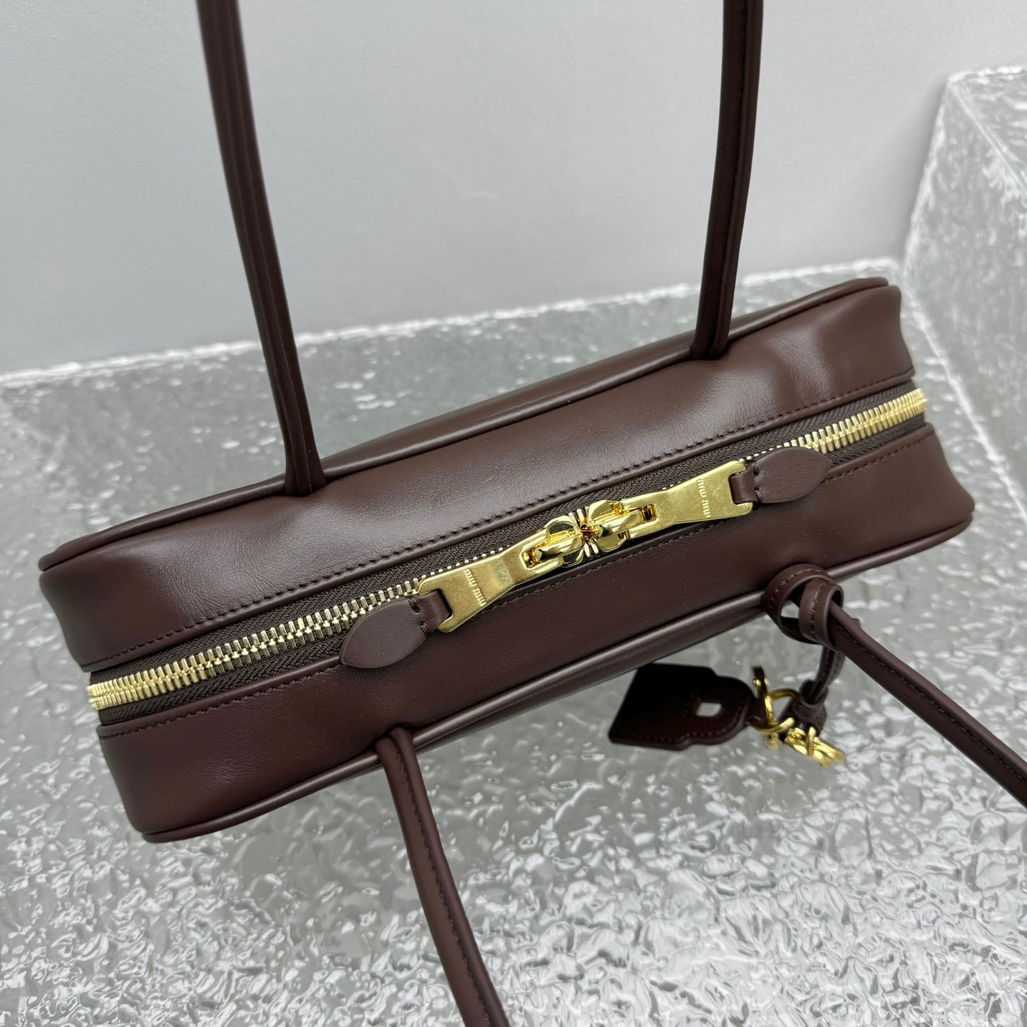 Miu Miu Beau Leather Bag - DesignerGu