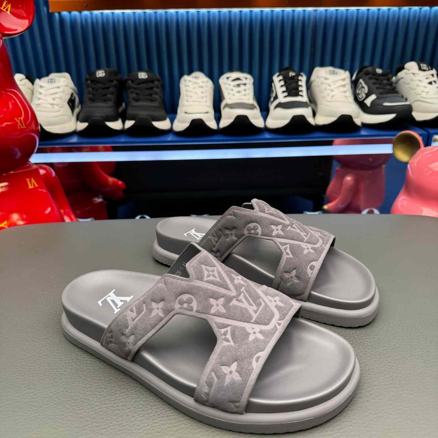 Louis Vuitton LV Oasis Mule    - DesignerGu