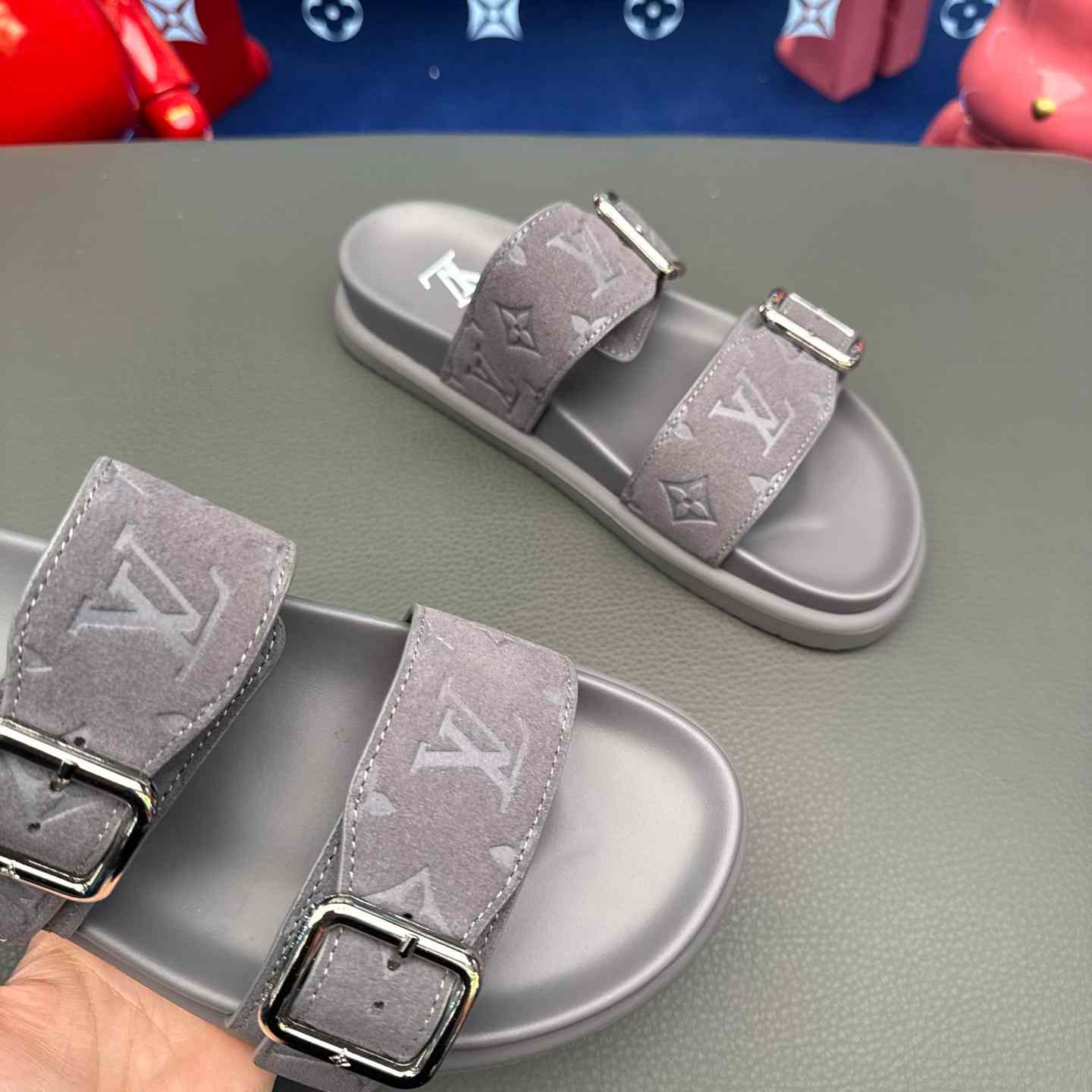 Louis Vuitton LV Venice Mule   - DesignerGu