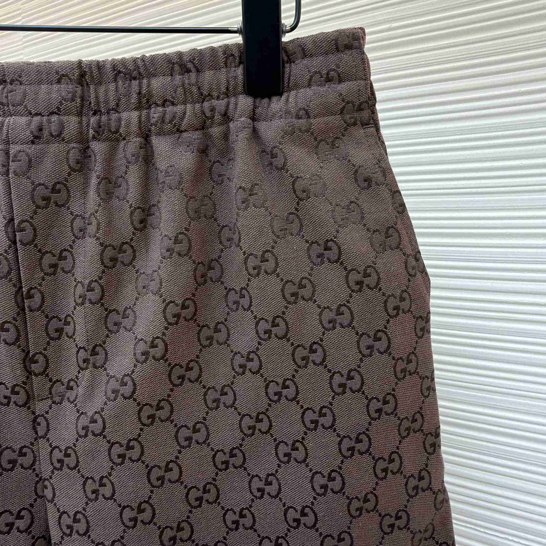 Gucci GG Canvas Linen Blen Shorts - DesignerGu