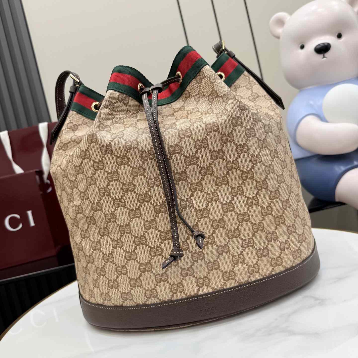 Gucci Venice Large Bucket Bag - DesignerGu