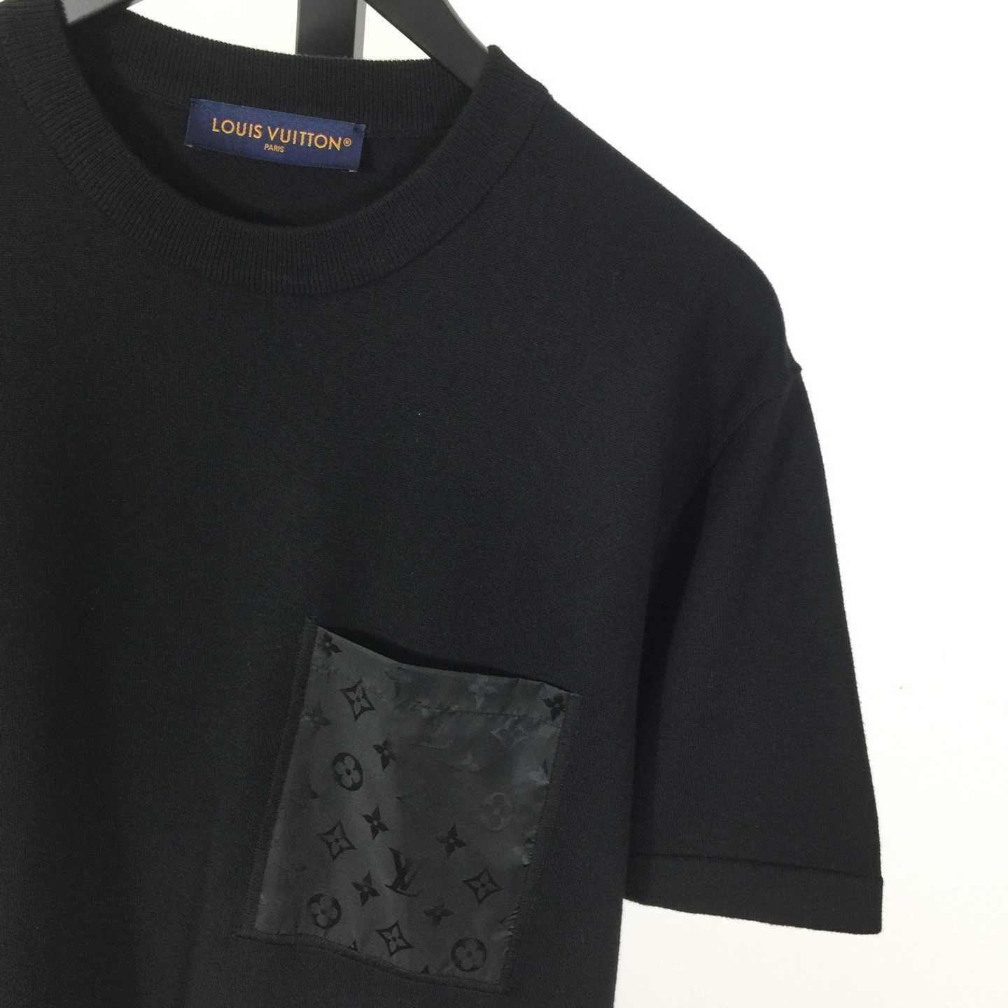 Louis Vuitton T-Shirt With Technical Signature Details   1AJRLX - DesignerGu