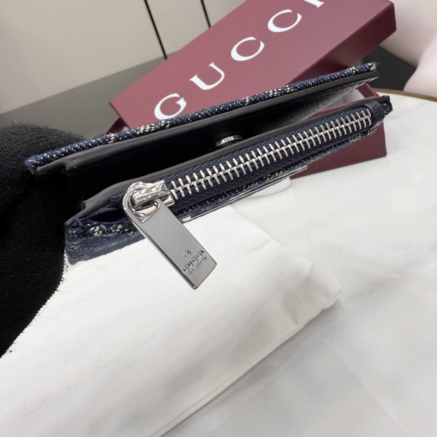 Gucci Small Wallet With Gucci Plaque - DesignerGu