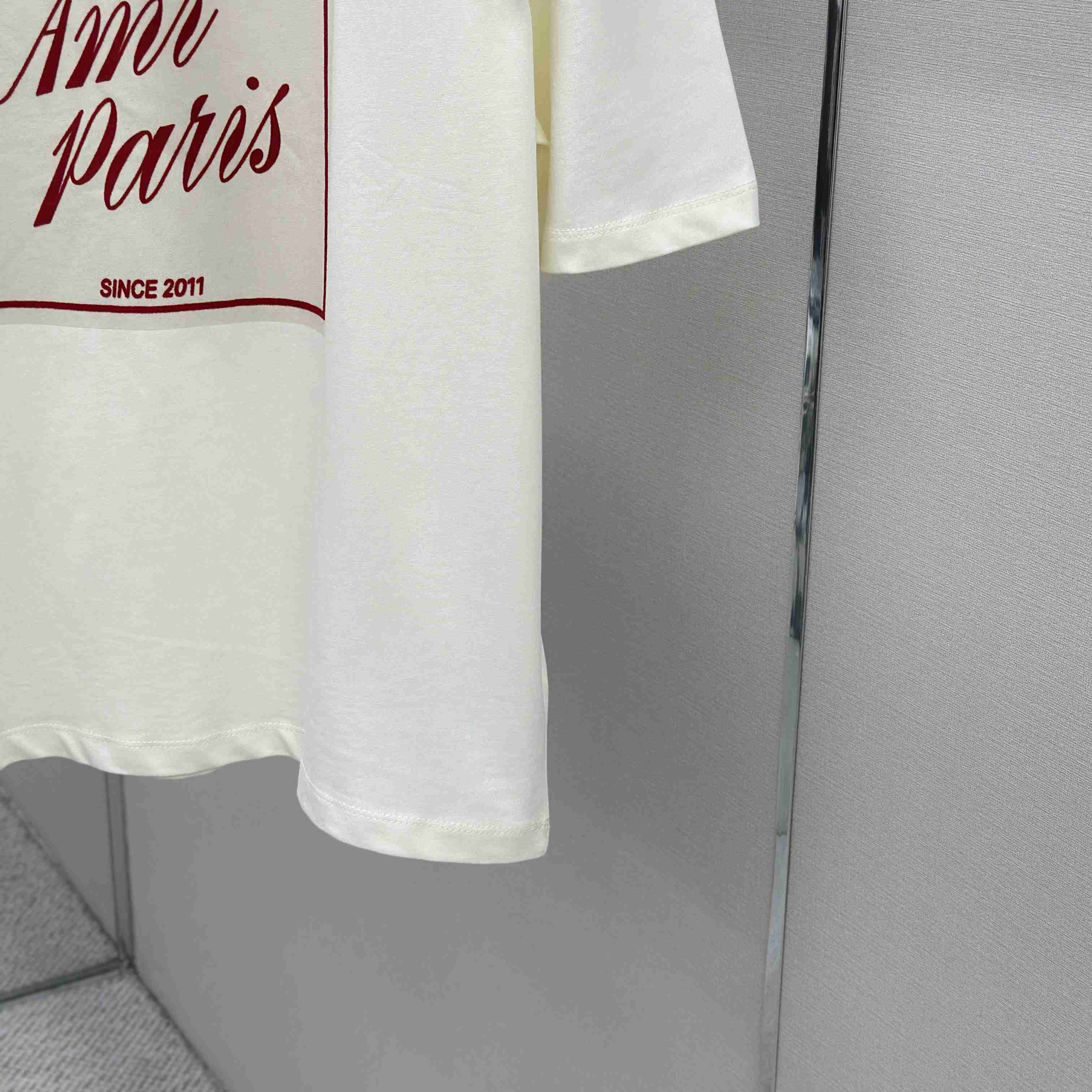 AMI Paris White Cotton Ami Paris Heritage Print T-shirt - DesignerGu