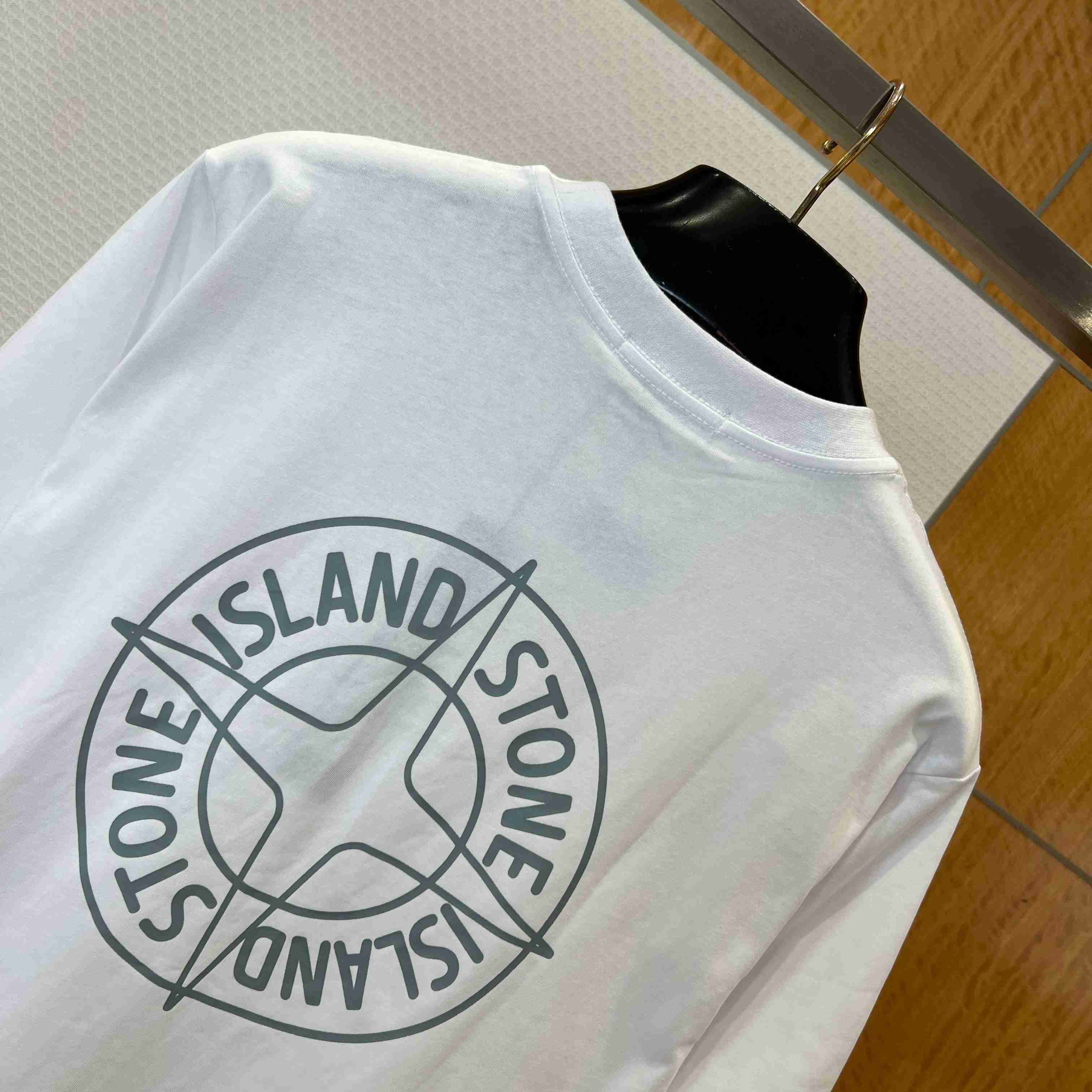 Stone Island Cotton Logo T-shirt - DesignerGu