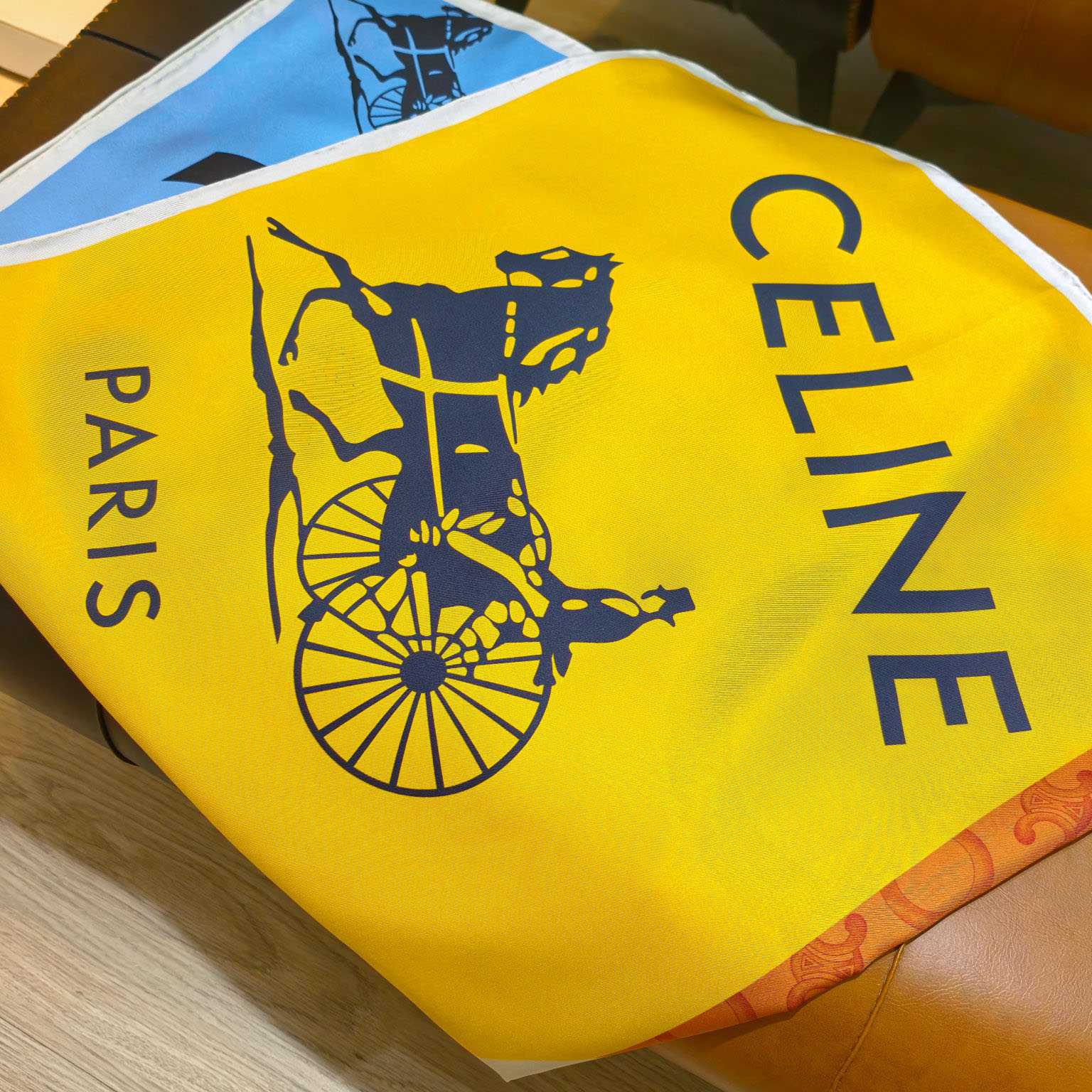 Celine  Square In Silk Twill - DesignerGu