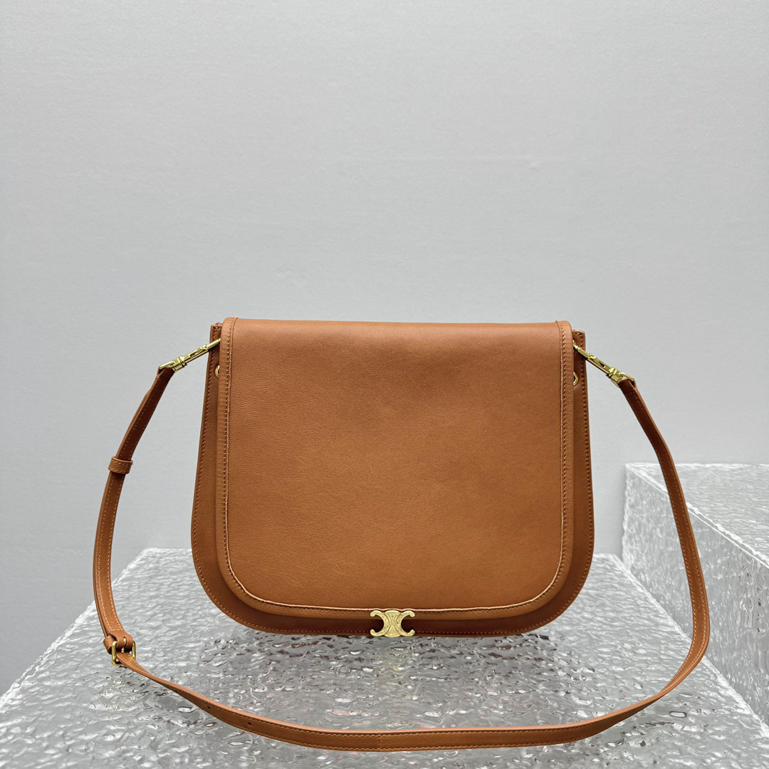 Celine Soft Triomphe Besace - DesignerGu