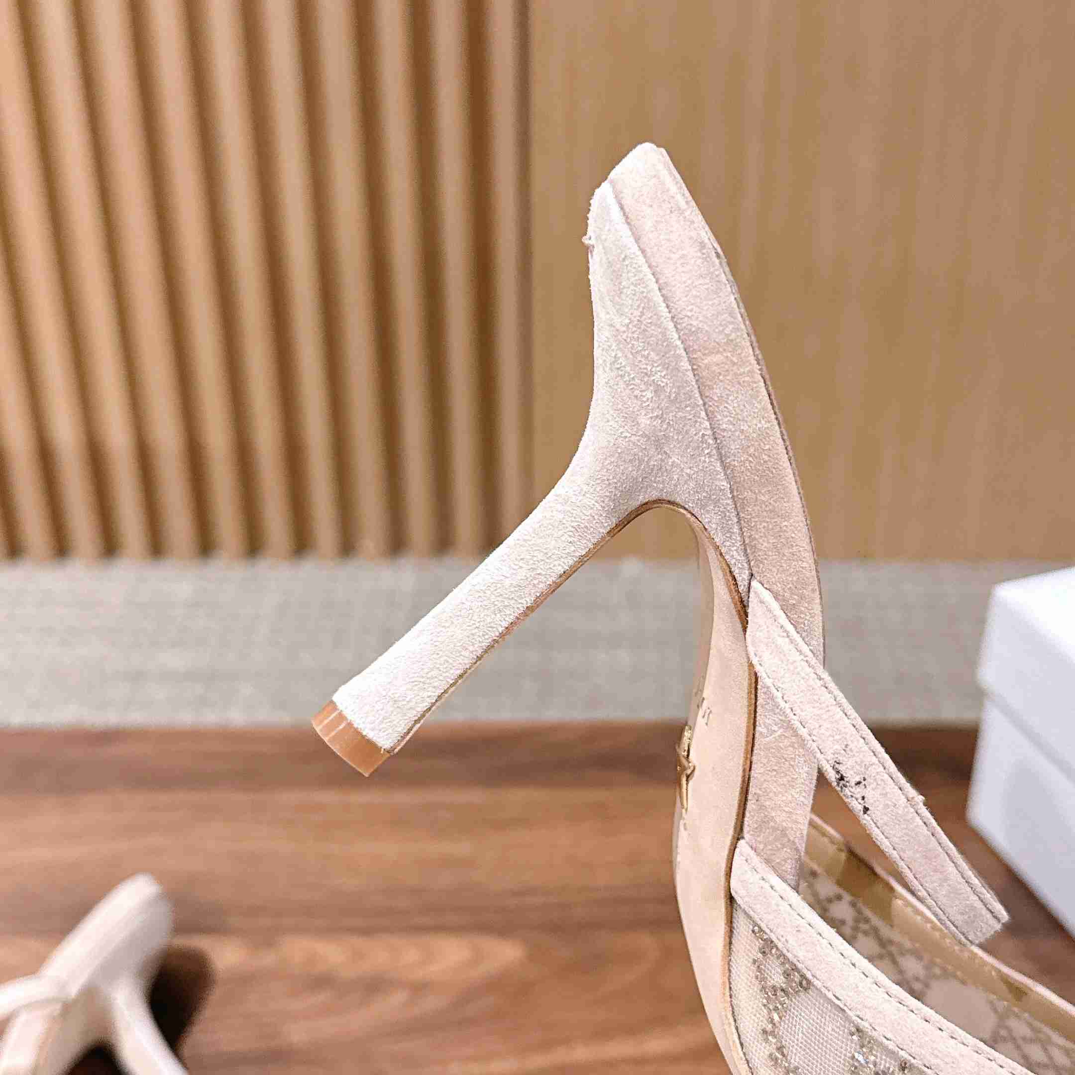 Dior Capture Heeled Mule - DesignerGu