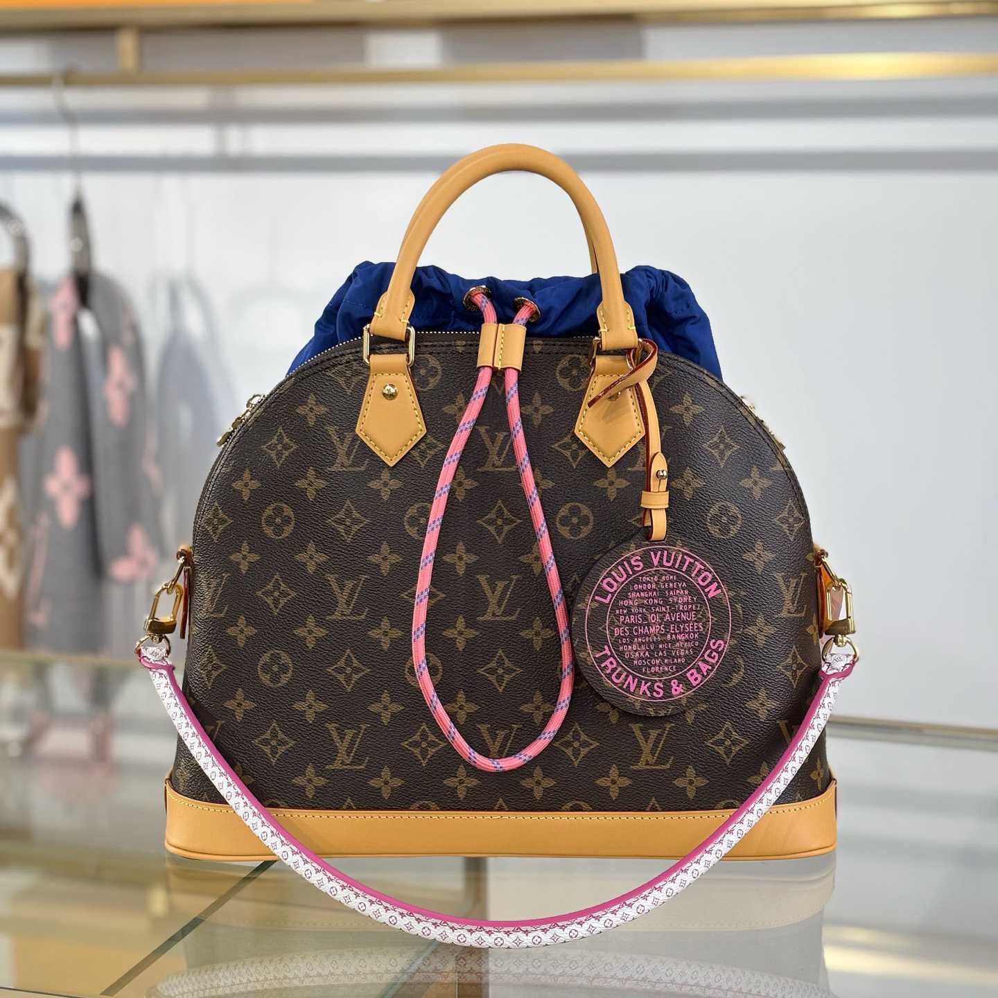 Louis Vuitton Alma MM M27327 - DesignerGu