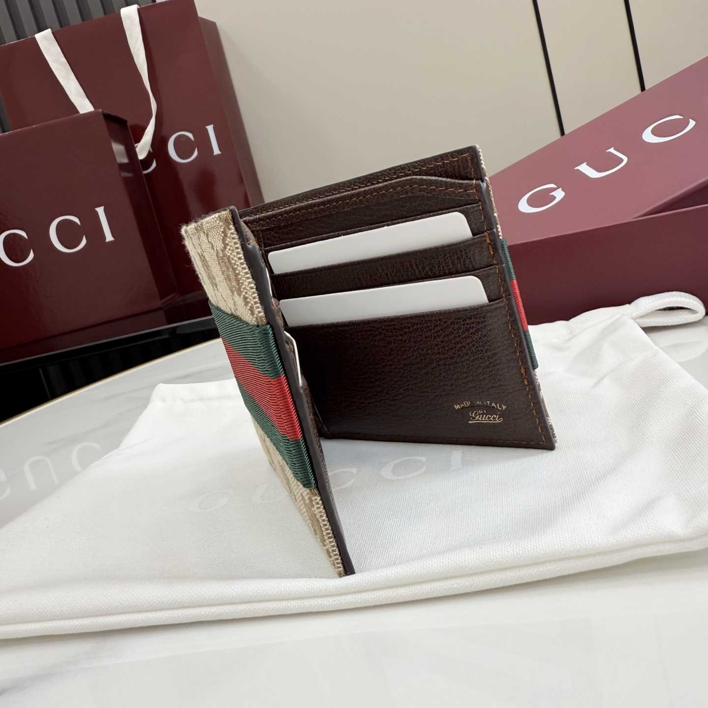 Gucci Bi-fold wallet With Web - DesignerGu