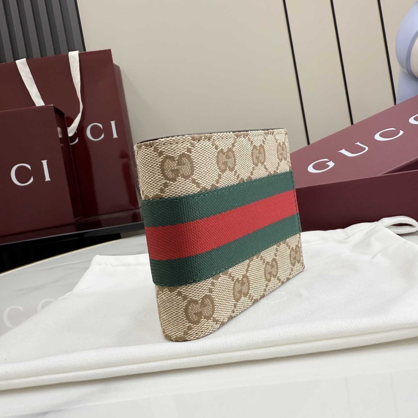 Gucci Bi-fold wallet With Web - DesignerGu