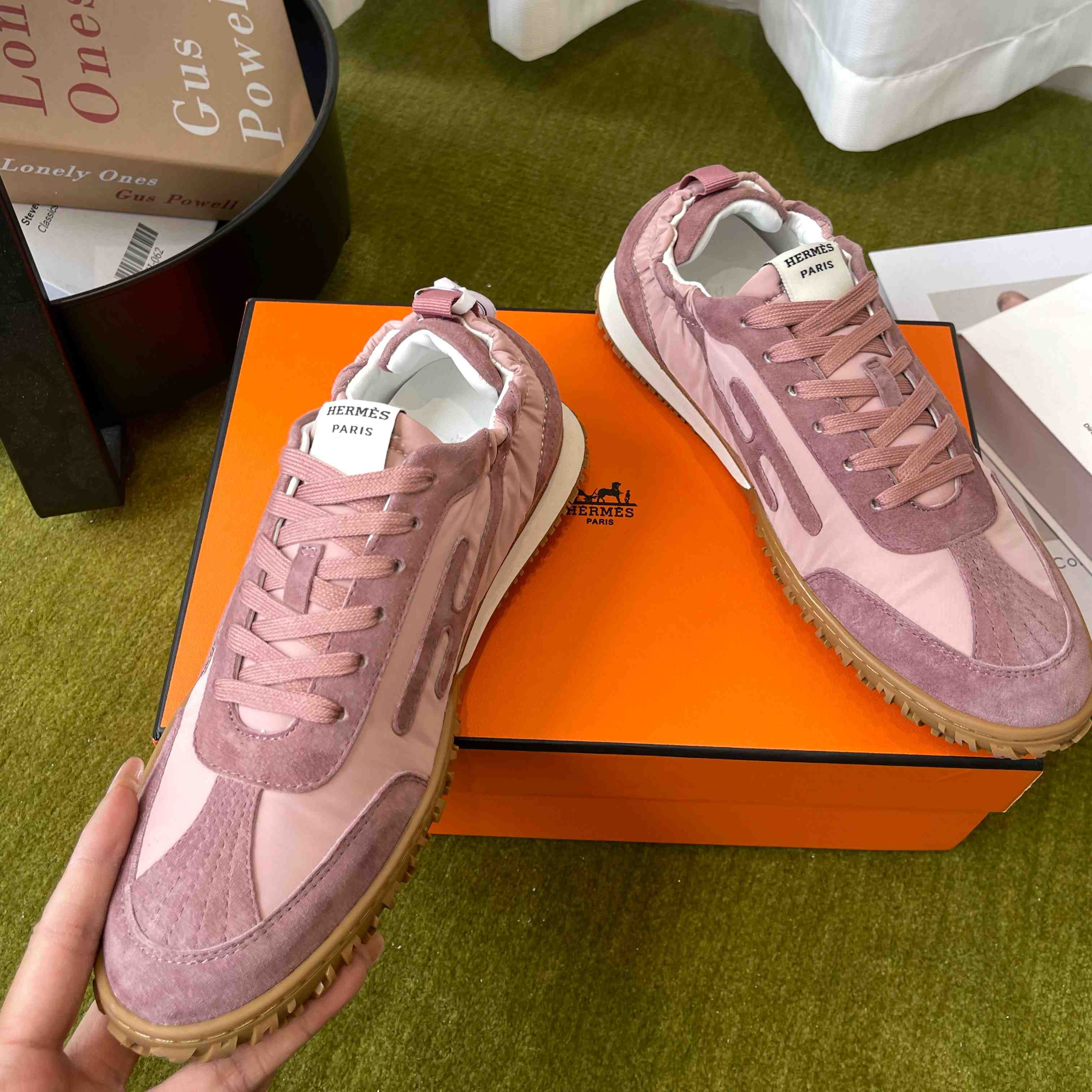 Hermes Jet Sneaker - DesignerGu