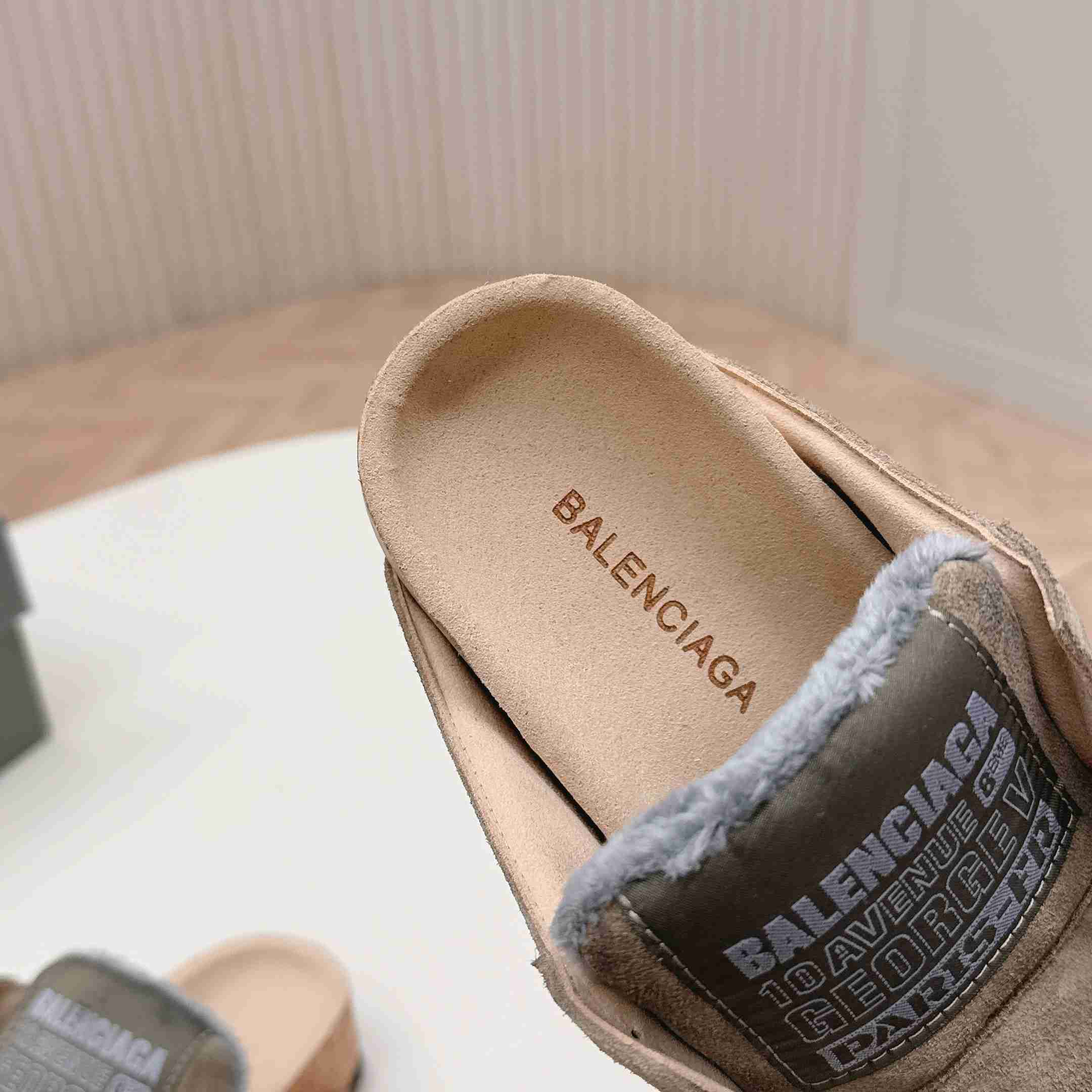 Balenciaga Dumbo Mule In Beige - DesignerGu