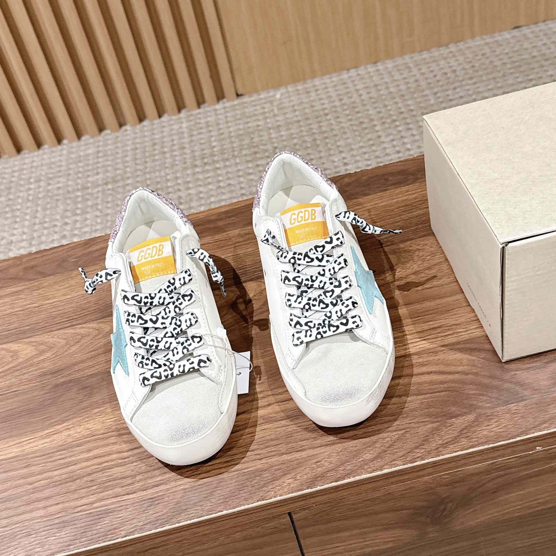 Golden Goose Leather Printed Sneakers - DesignerGu