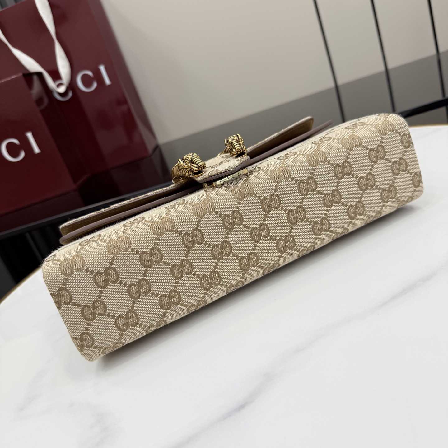 Gucci Dionysus Medium Shoulder Bag - DesignerGu