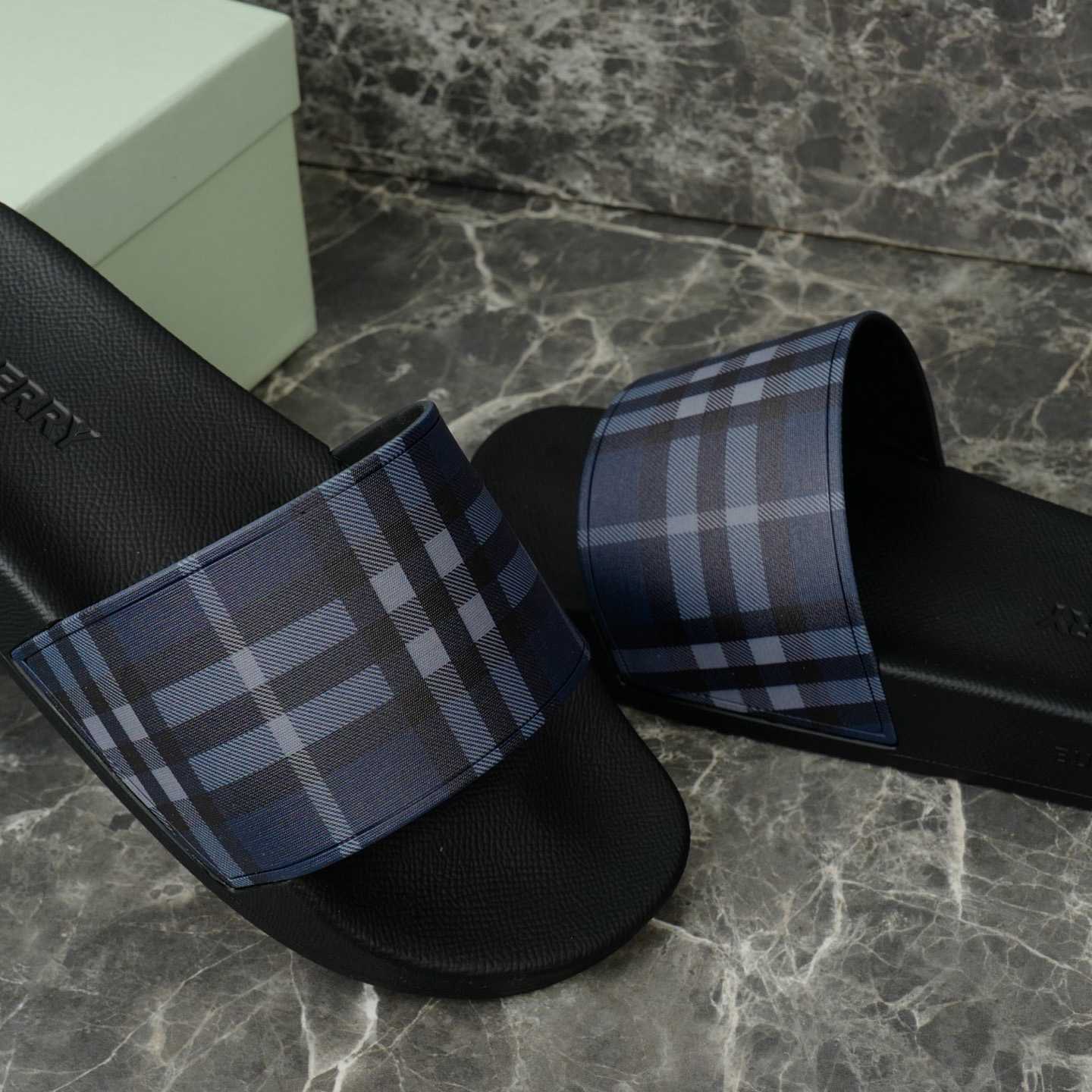 Burberry Check Slides - DesignerGu
