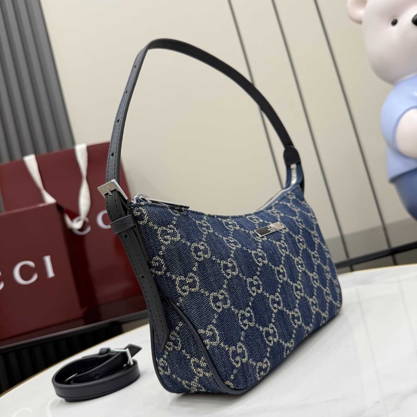 Gucci Lady Lunetta Small Shoulder Bag - DesignerGu