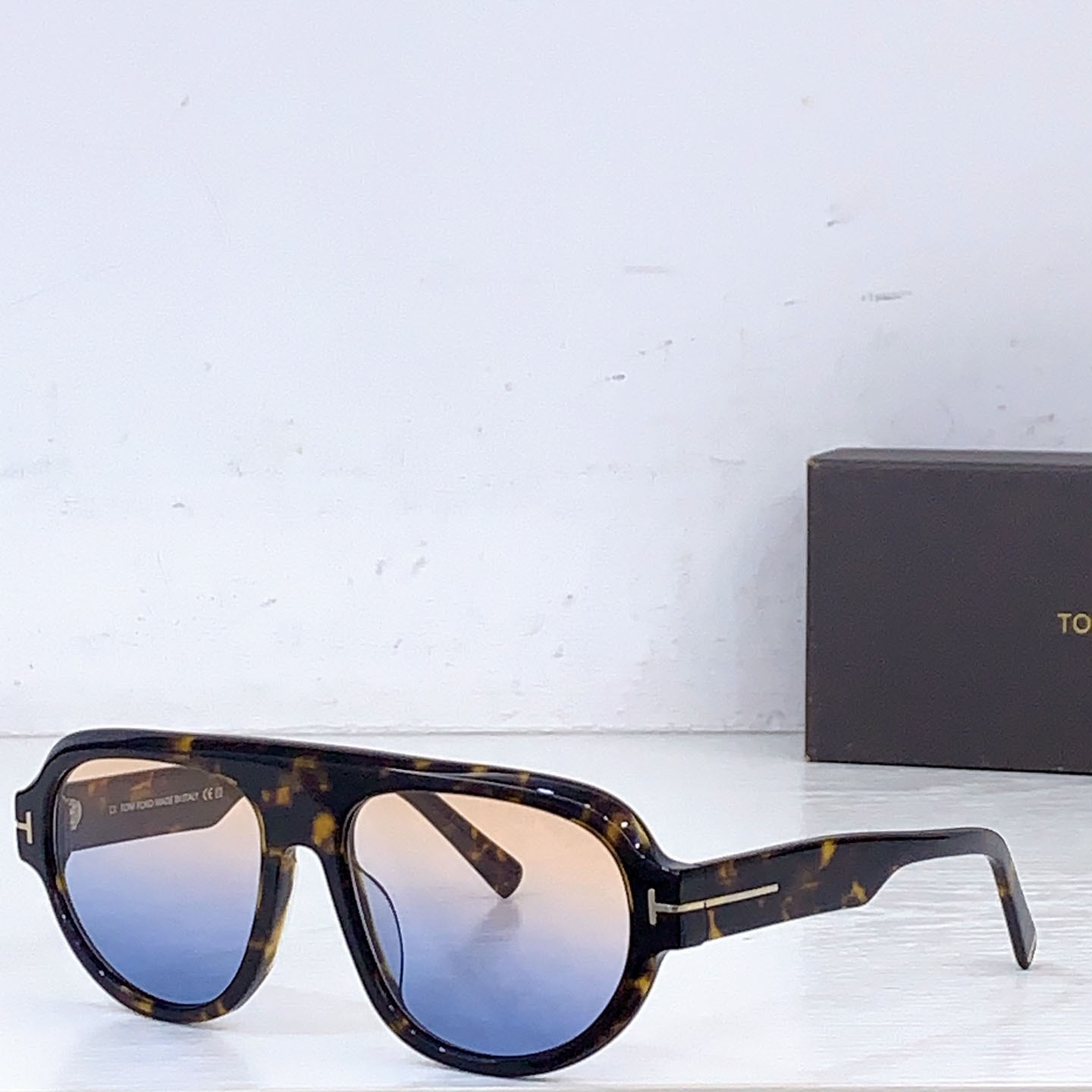 Tom Ford FT1102 Sunglasses - DesignerGu