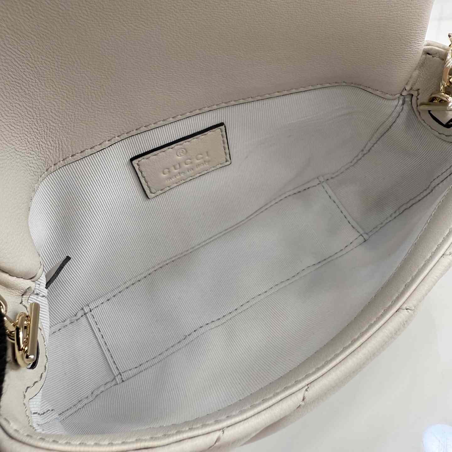 Gucci GG Marmont Mini Shoulder Bag - DesignerGu