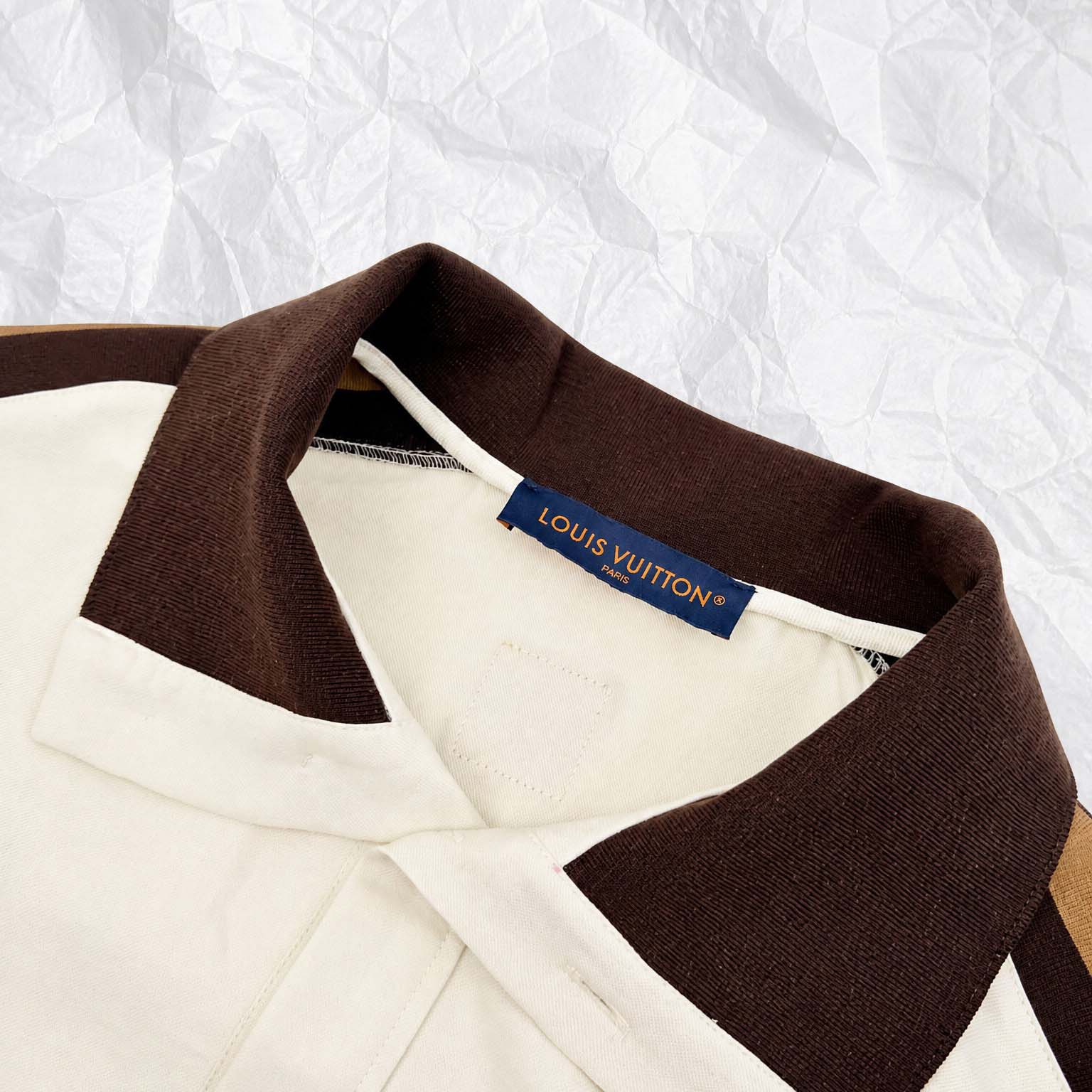 Louis Vuitton Bicolor Warm Up Short-Sleeved Shirt   1AJREV - DesignerGu