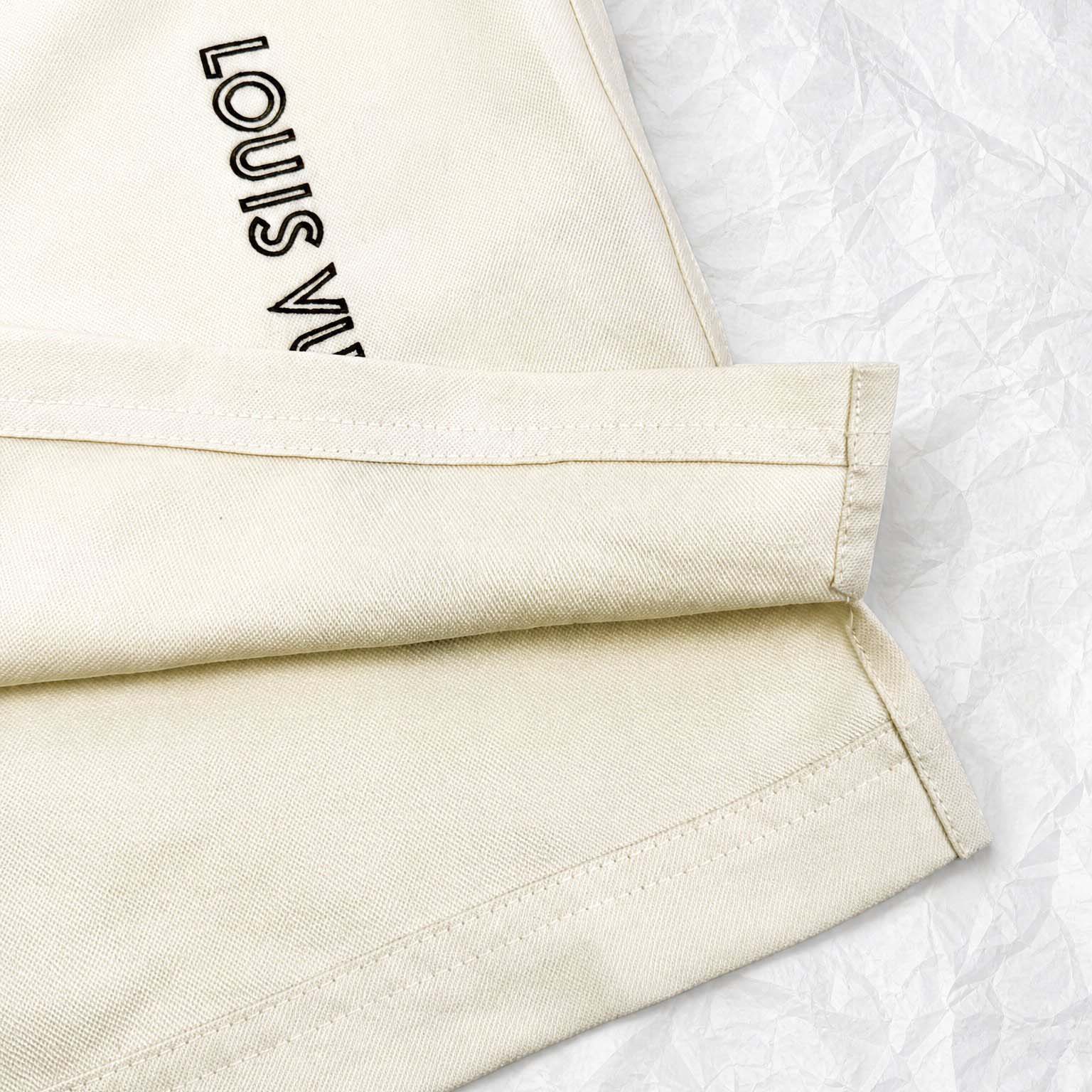 Louis Vuitton Bicolor Warm Up Short-Sleeved Shirt   1AJREV - DesignerGu