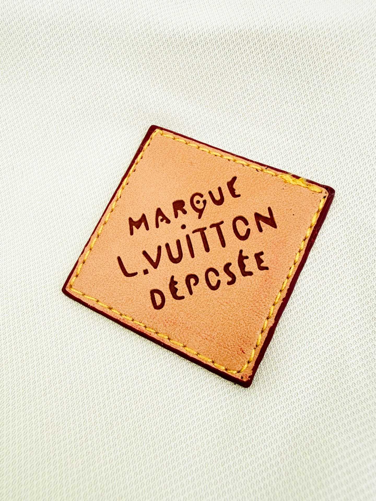 Louis Vuitton Bicolor Warm Up Short-Sleeved Shirt   1AJREV - DesignerGu