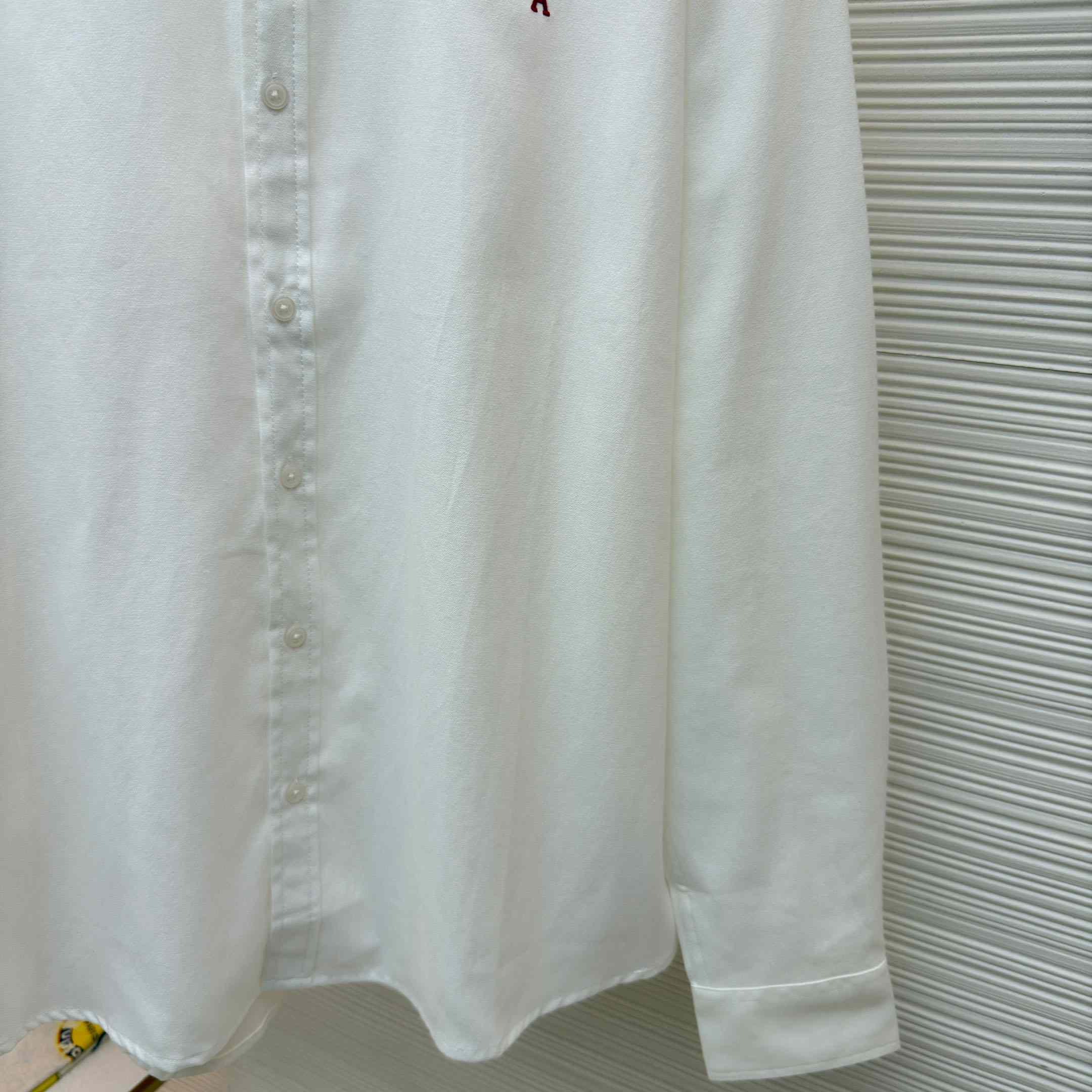 AMI Paris Ami De Coeur Button Down Shirt In Cotton Oxford - DesignerGu