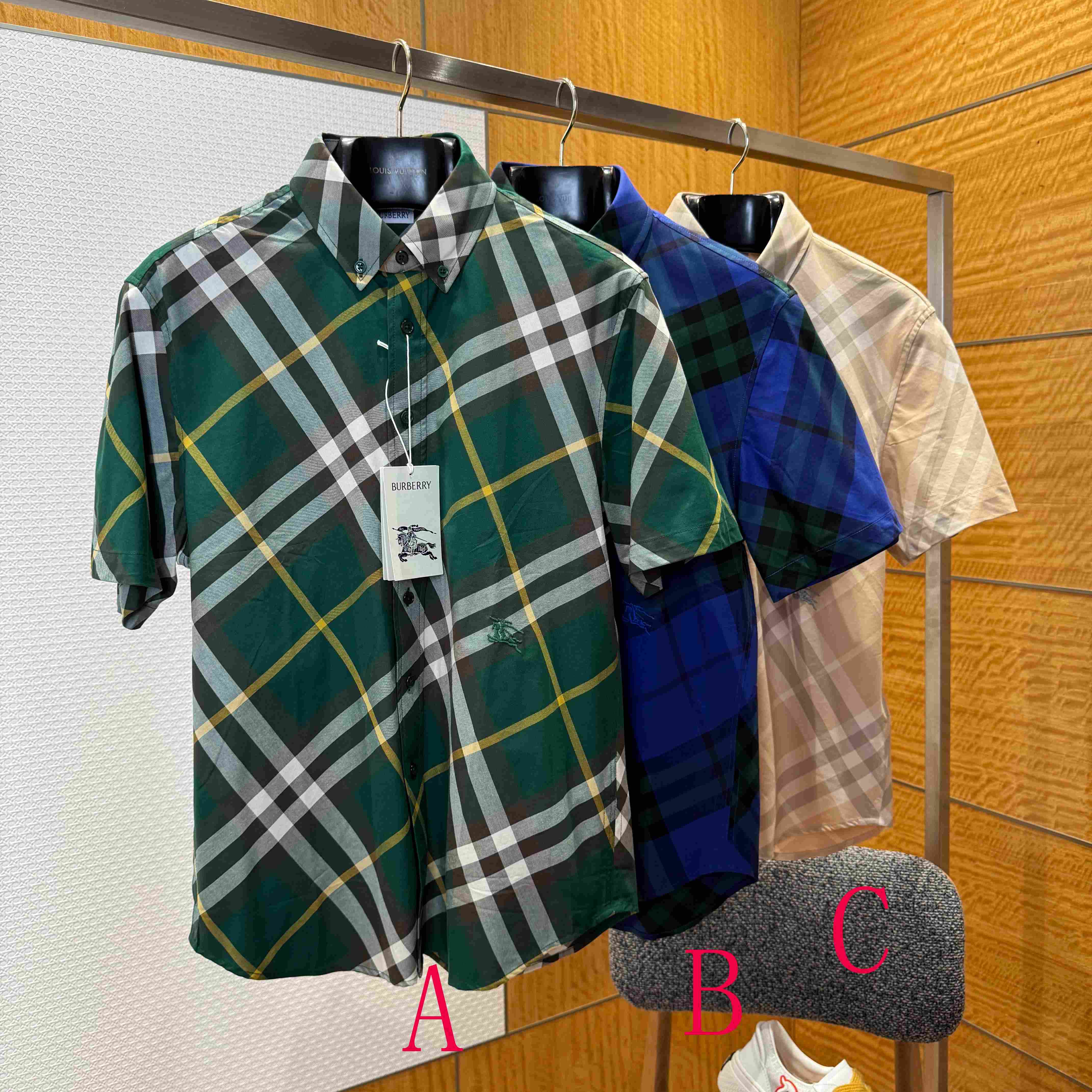 Burberry Button-down Collar Logo-Embroidered Checked Cotton-Twill Shirt - DesignerGu