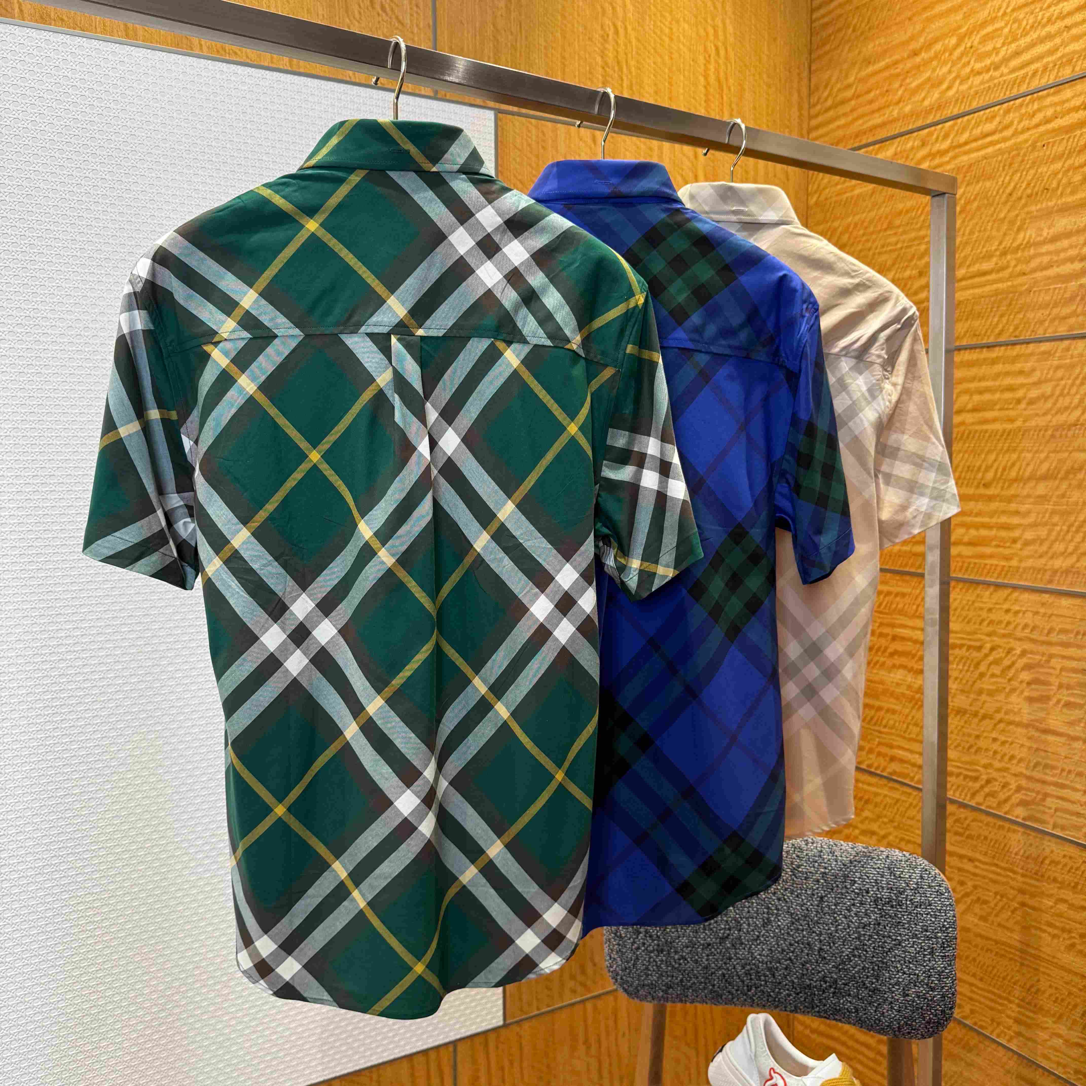Burberry Button-down Collar Logo-Embroidered Checked Cotton-Twill Shirt - DesignerGu