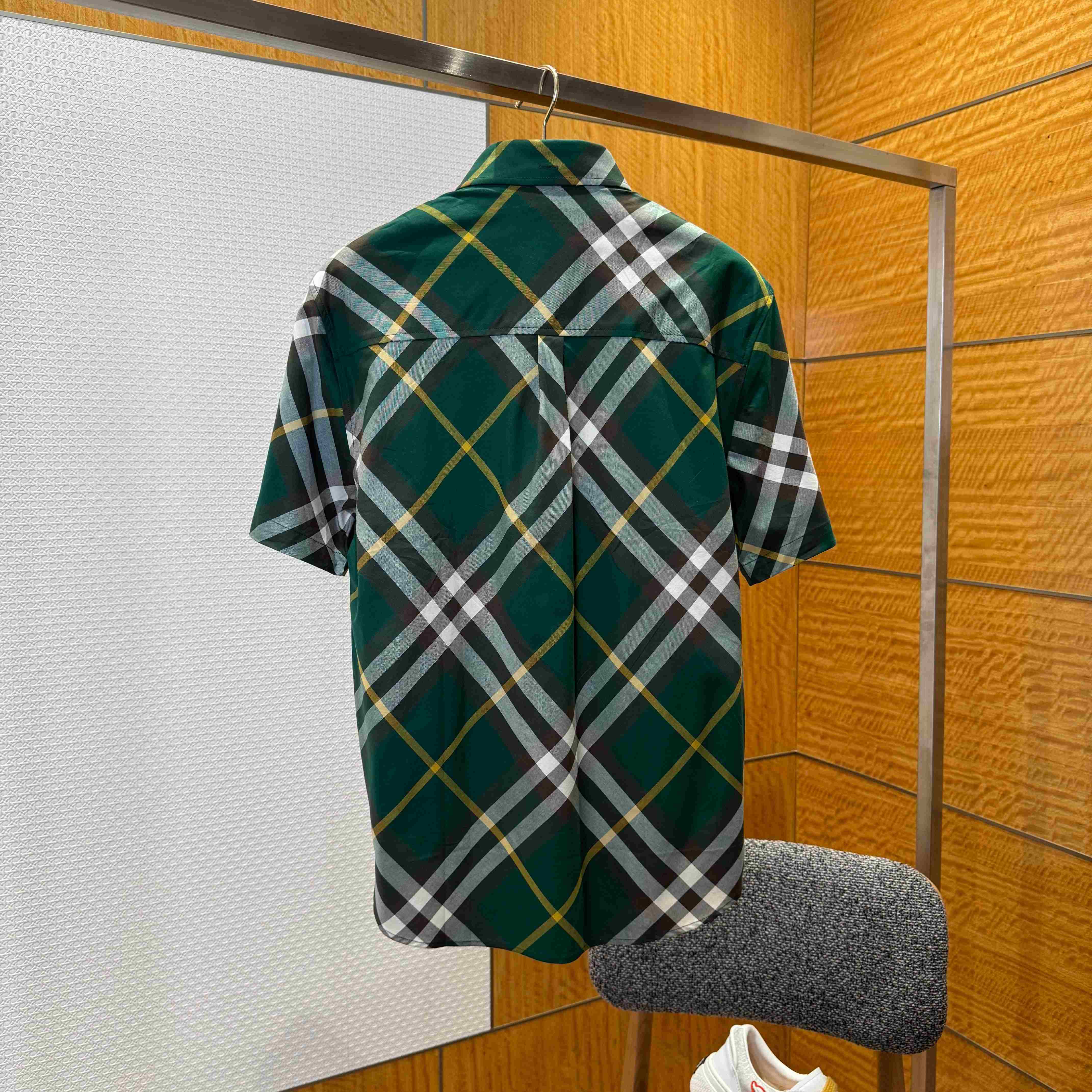Burberry Button-down Collar Logo-Embroidered Checked Cotton-Twill Shirt - DesignerGu