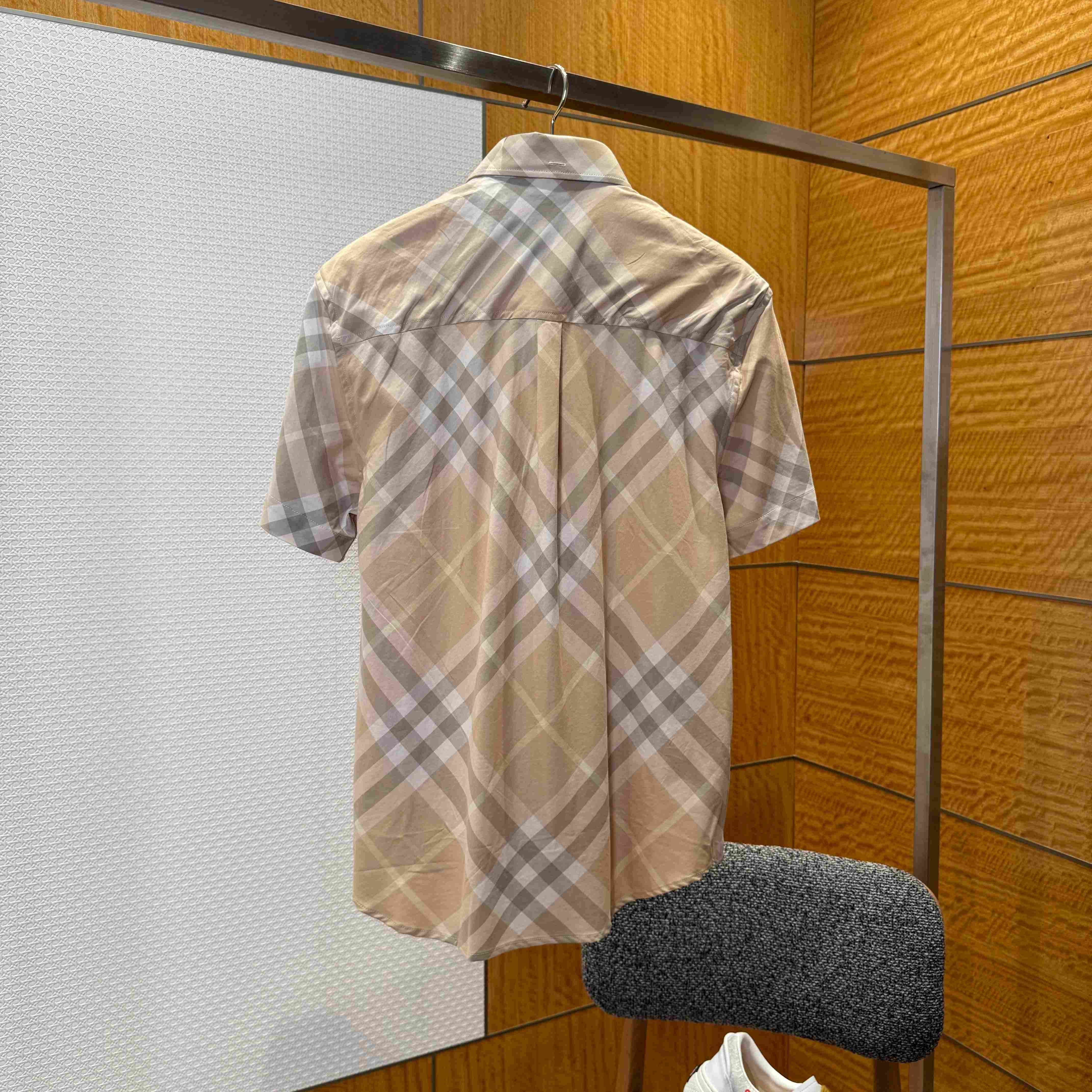 Burberry Button-down Collar Logo-Embroidered Checked Cotton-Twill Shirt - DesignerGu