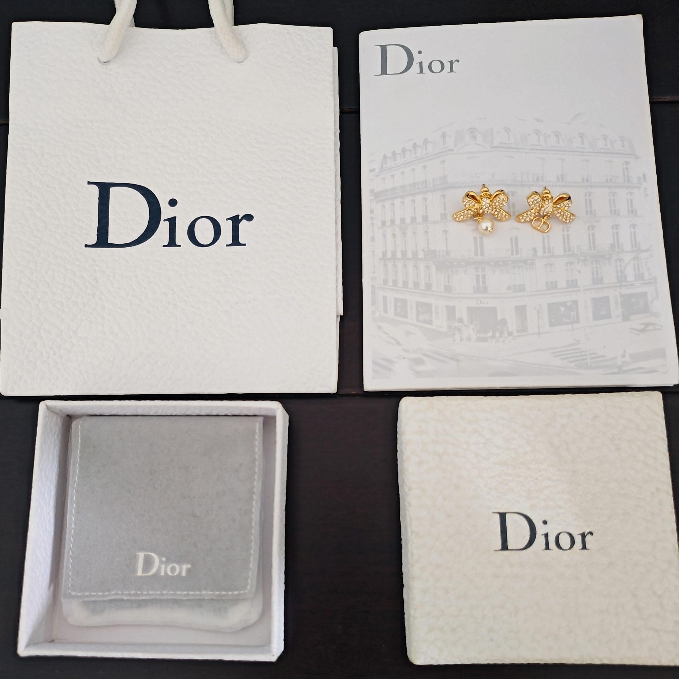 Dior Delicate Bow Earrings - DesignerGu