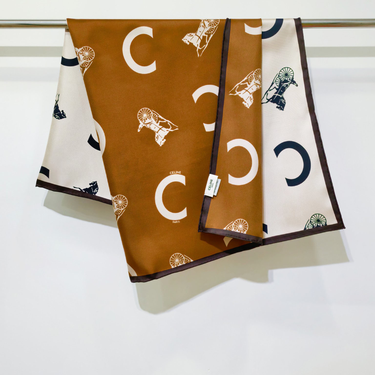 Celine  Square In Silk Twill - DesignerGu