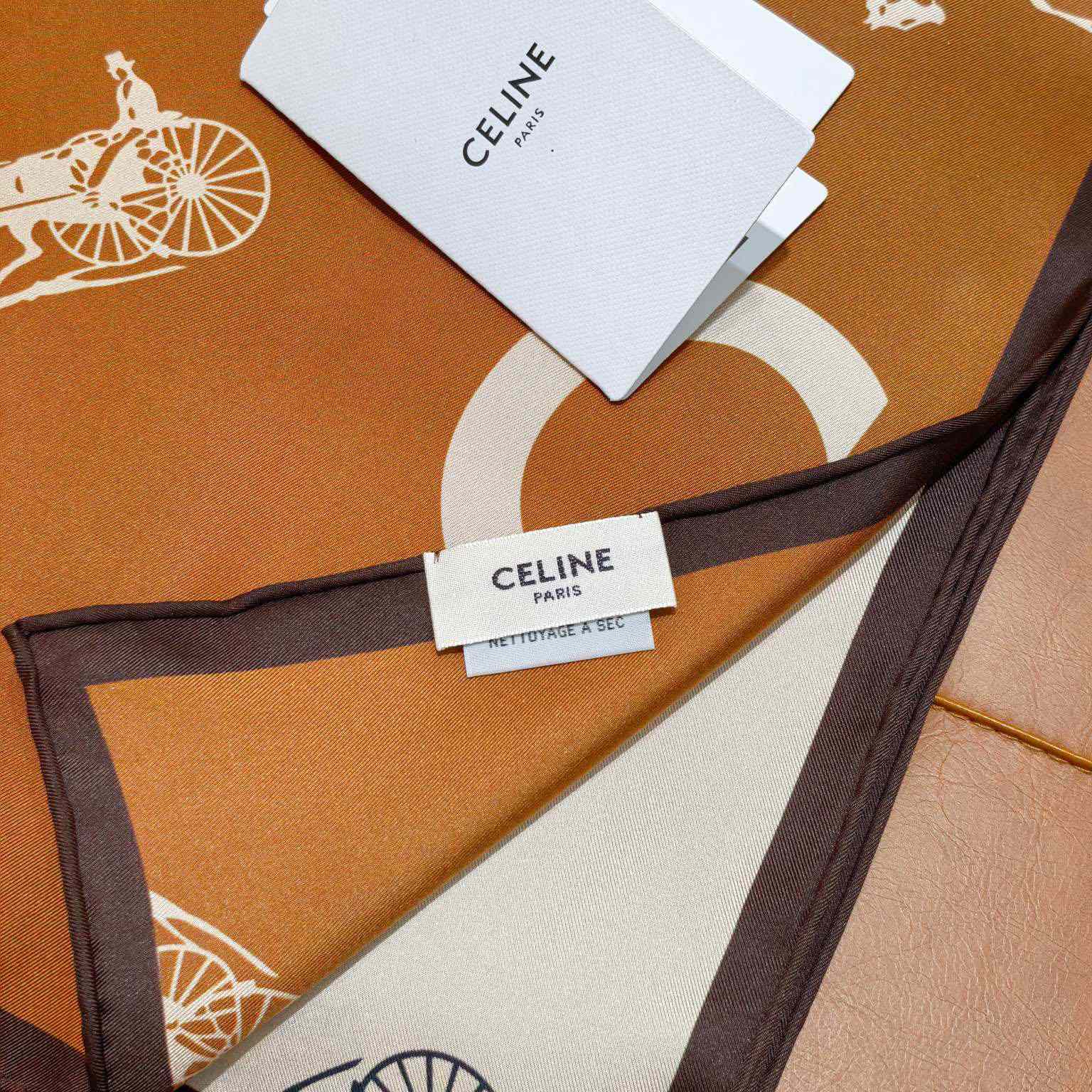Celine  Square In Silk Twill - DesignerGu