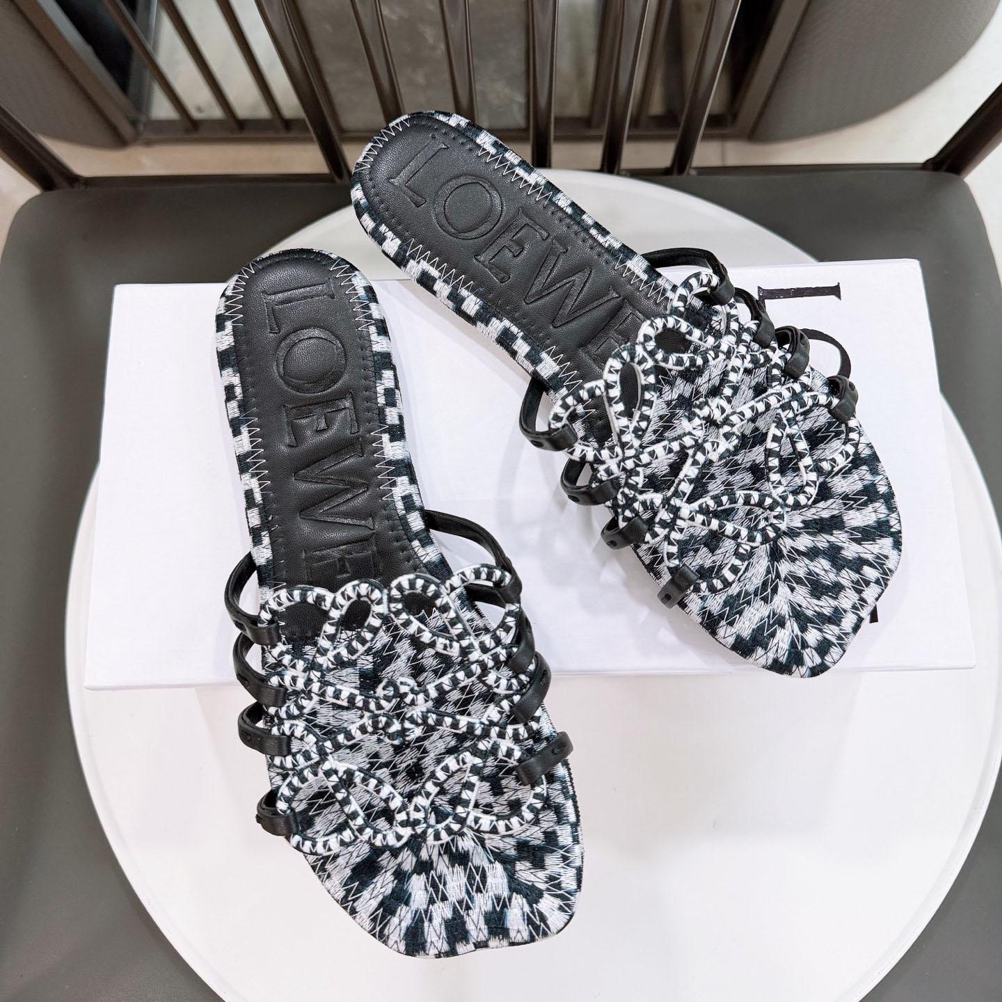 Loewe Petal Anagram Slide In Embroidered Canvas - DesignerGu