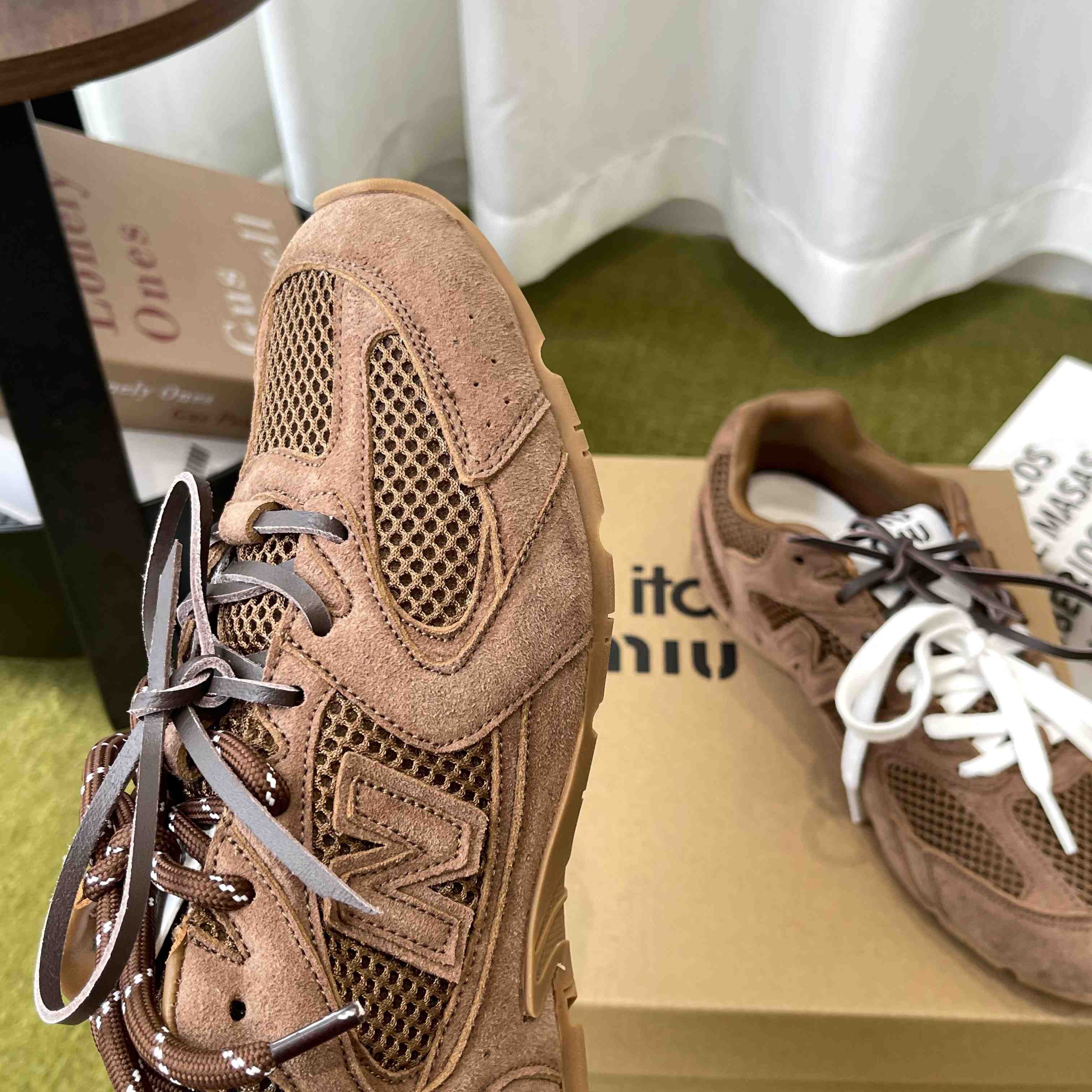 New Balance X Miu Miu 530 SL Suede And Mesh Sneakers - DesignerGu