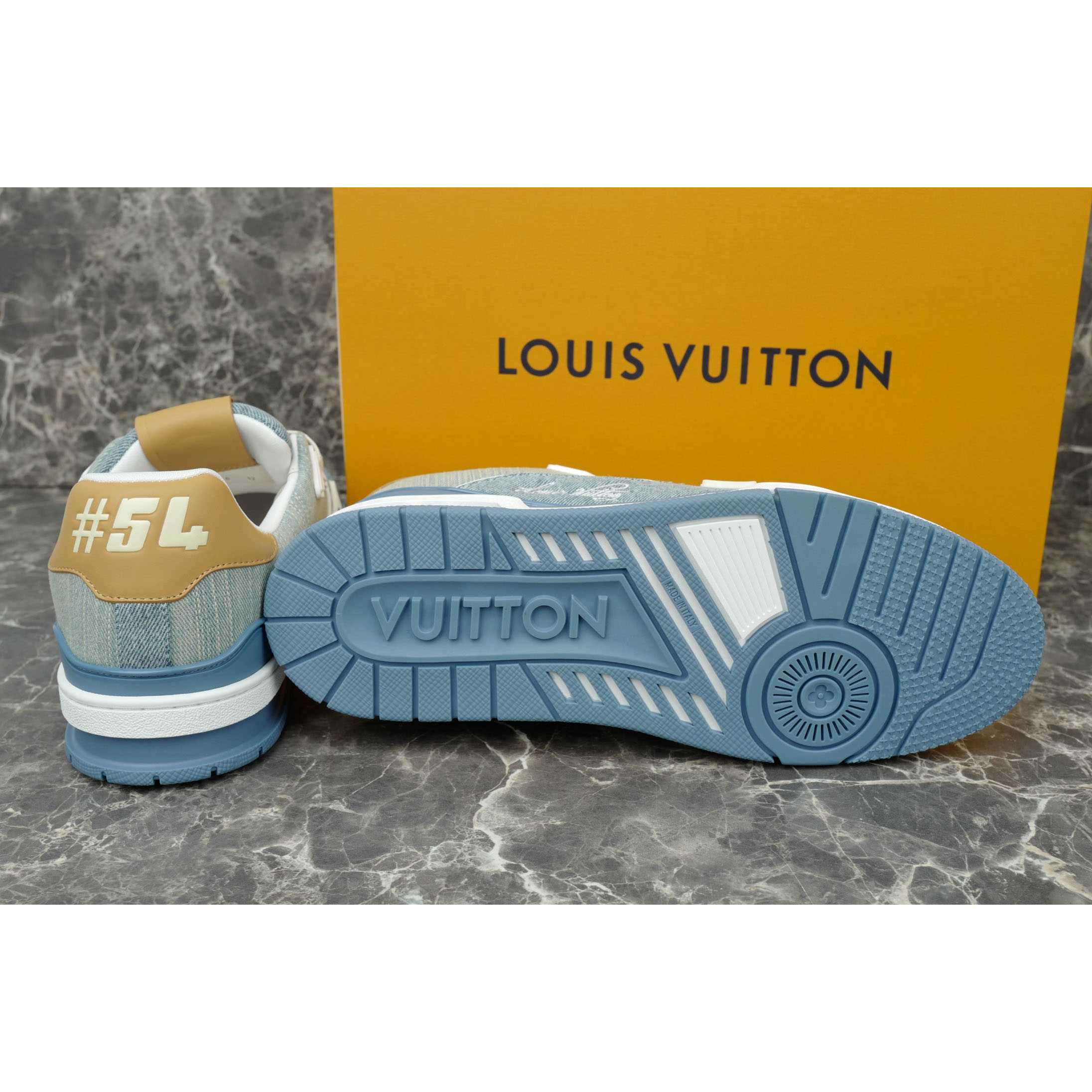 Louis Vuitton LV Trainer Sneaker  1AKCFF - DesignerGu