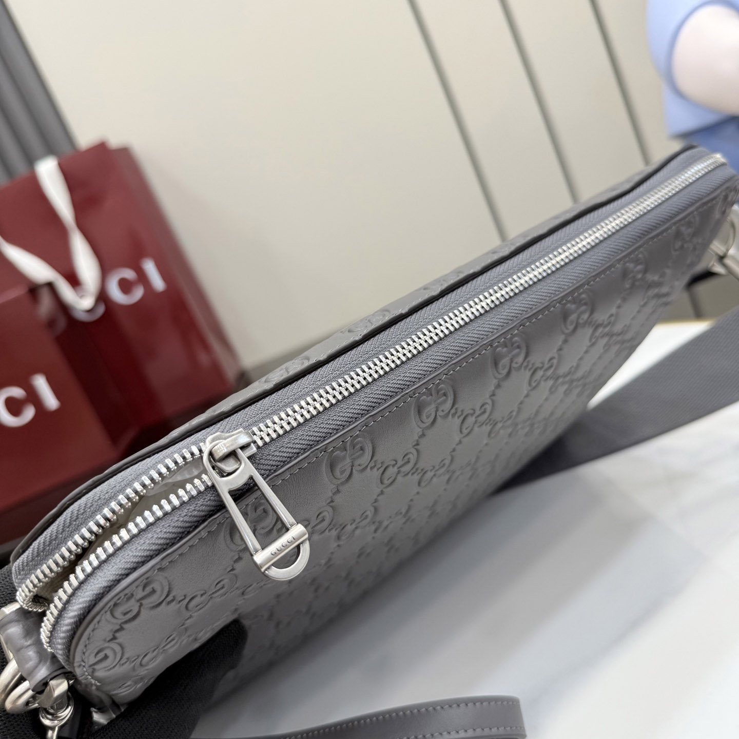 Gucci GG Emblem Medium Crossbody Bag 850214 - DesignerGu