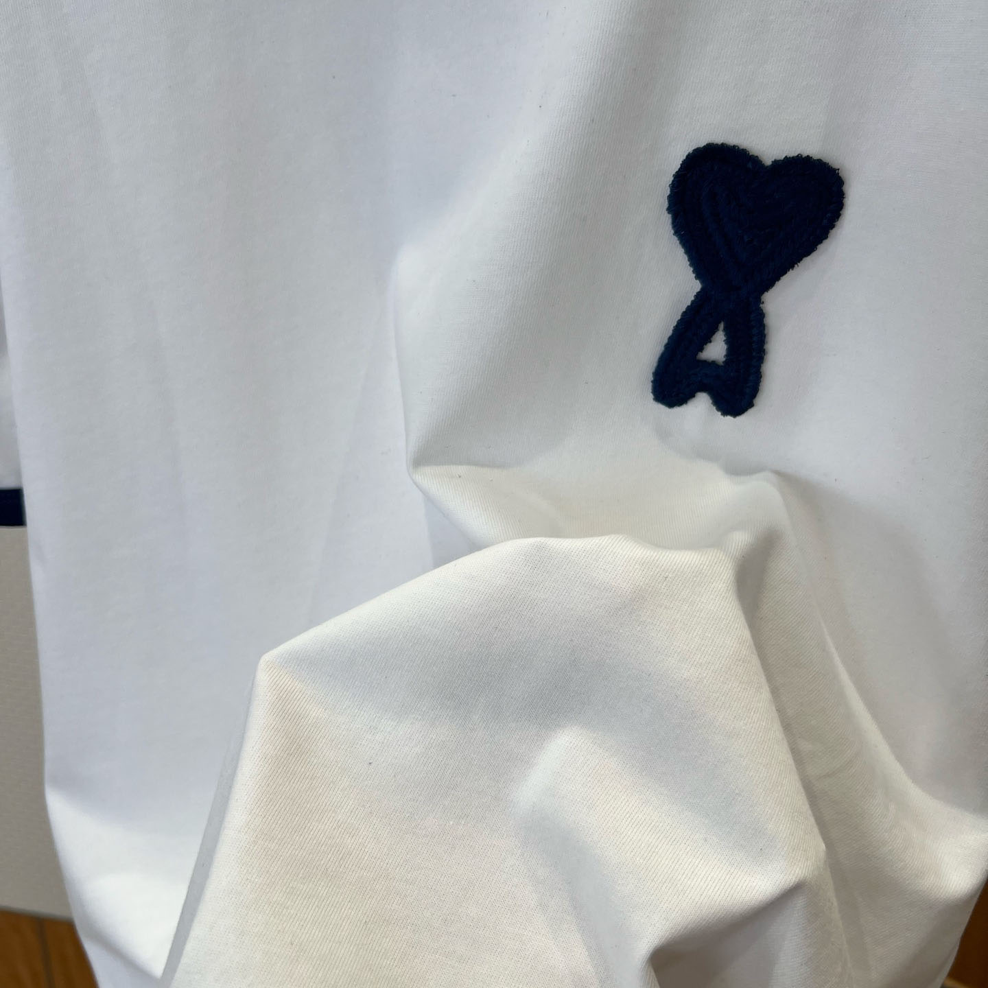 AMI Paris White Cotton Ami De Coeur Knitted Patch T-shirt - DesignerGu