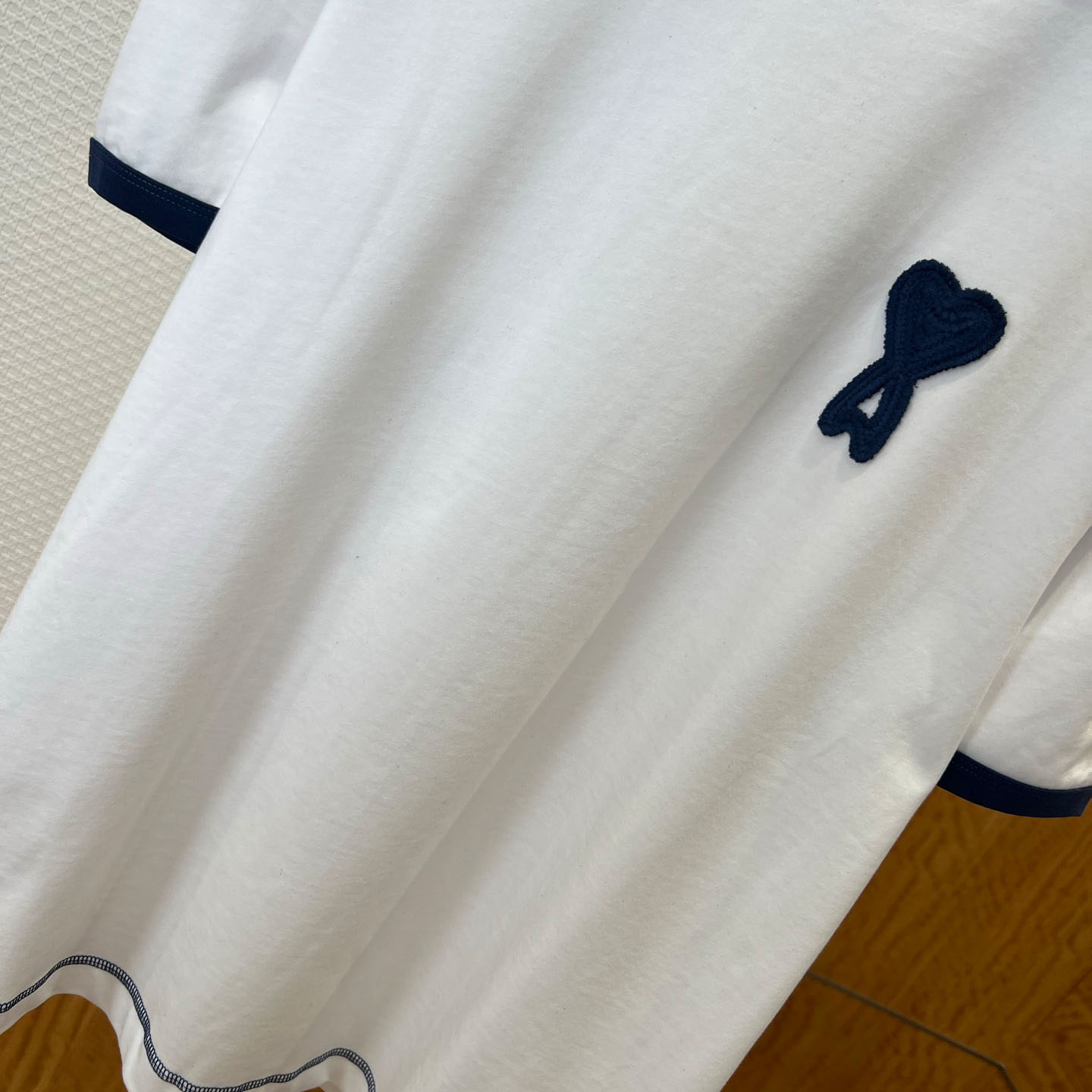 AMI Paris White Cotton Ami De Coeur Knitted Patch T-shirt - DesignerGu