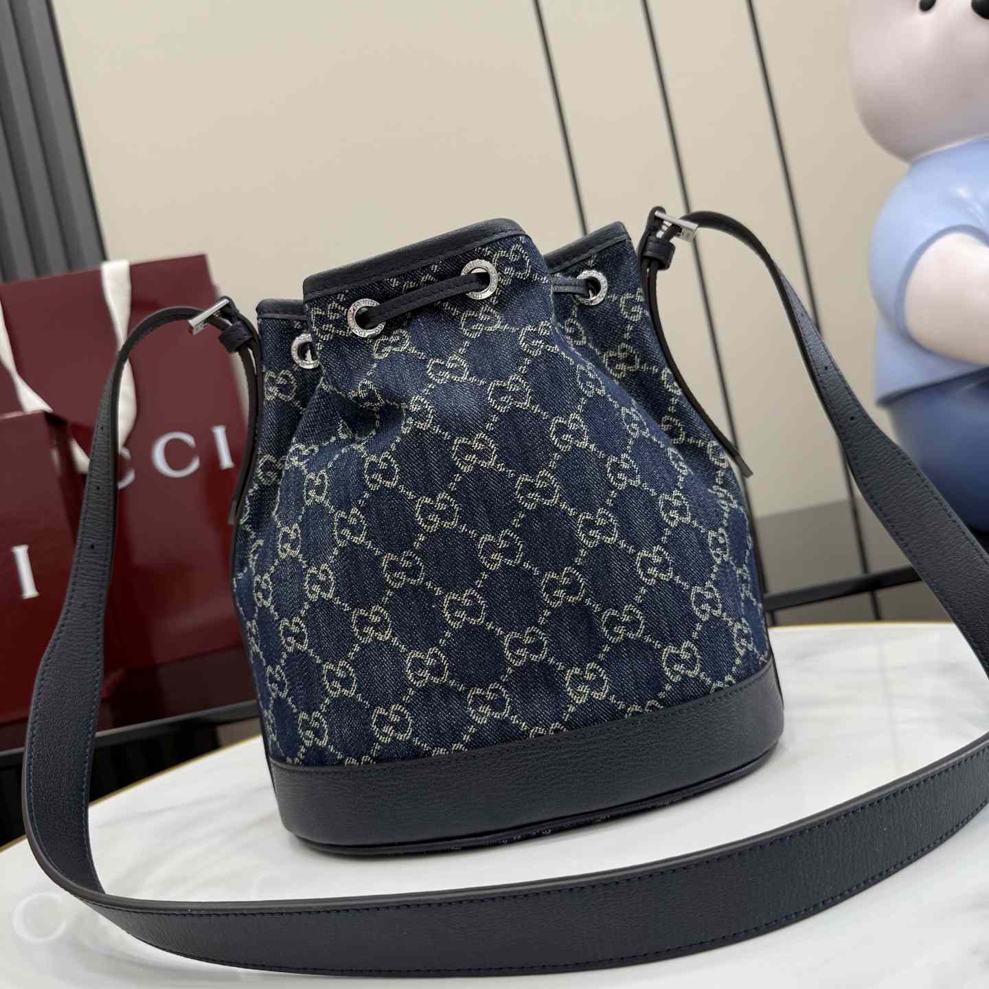 Gucci Venice Small Bucket Bag - DesignerGu