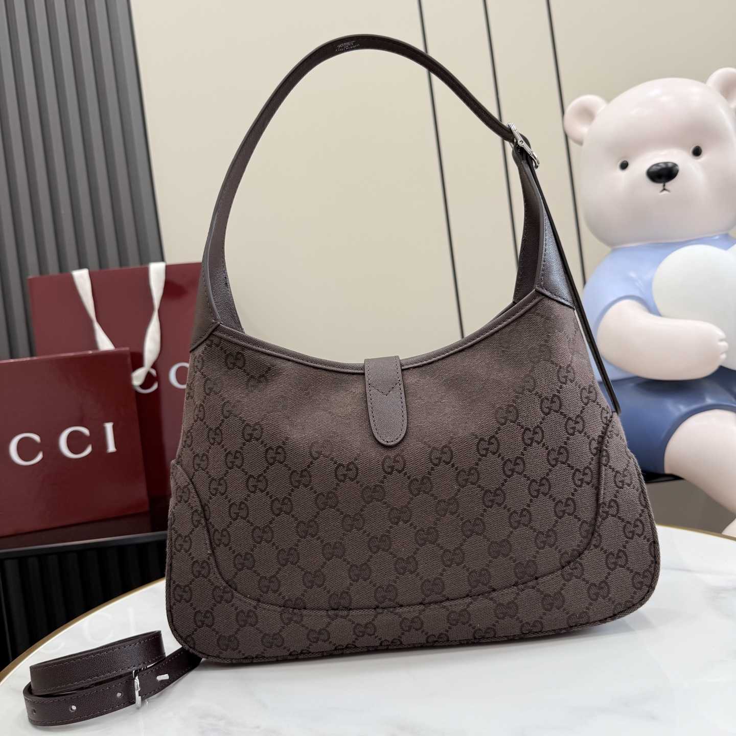 Gucci Jackie 1961 Medium Shoulder Bag - DesignerGu