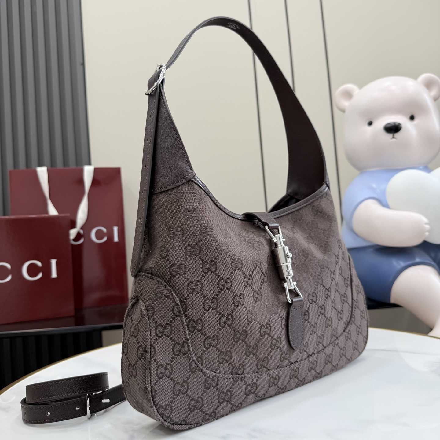 Gucci Jackie 1961 Medium Shoulder Bag - DesignerGu