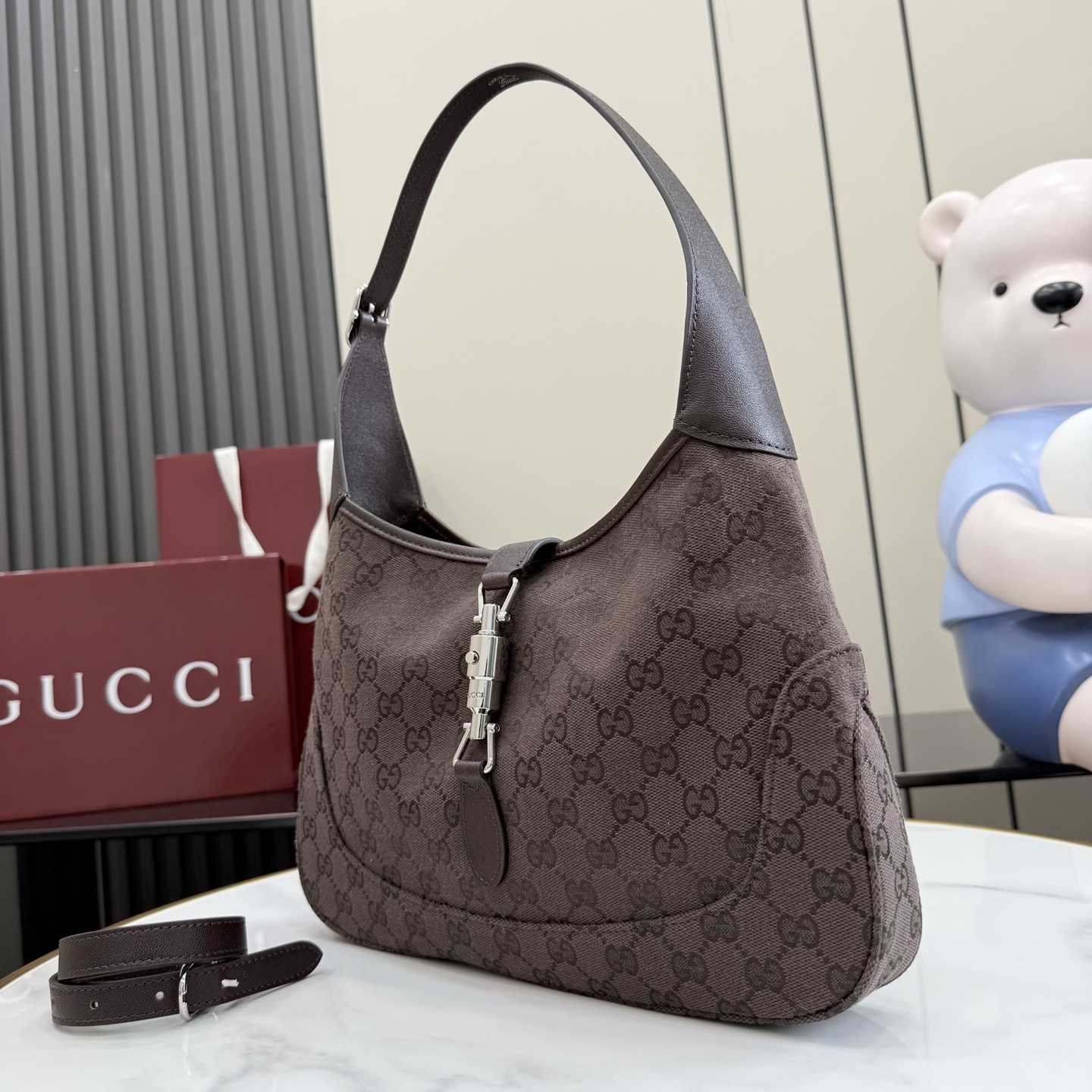 Gucci Jackie 1961 Medium Shoulder Bag - DesignerGu