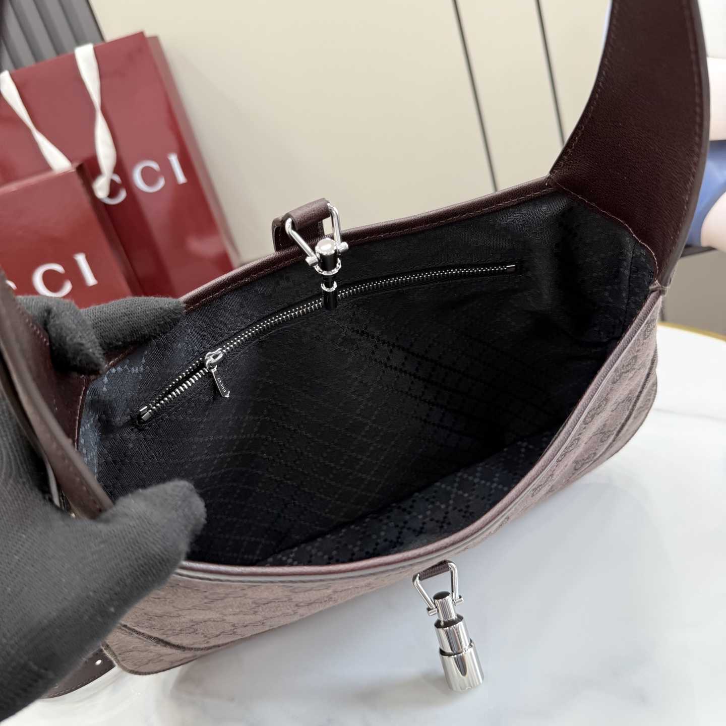 Gucci Jackie 1961 Medium Shoulder Bag - DesignerGu